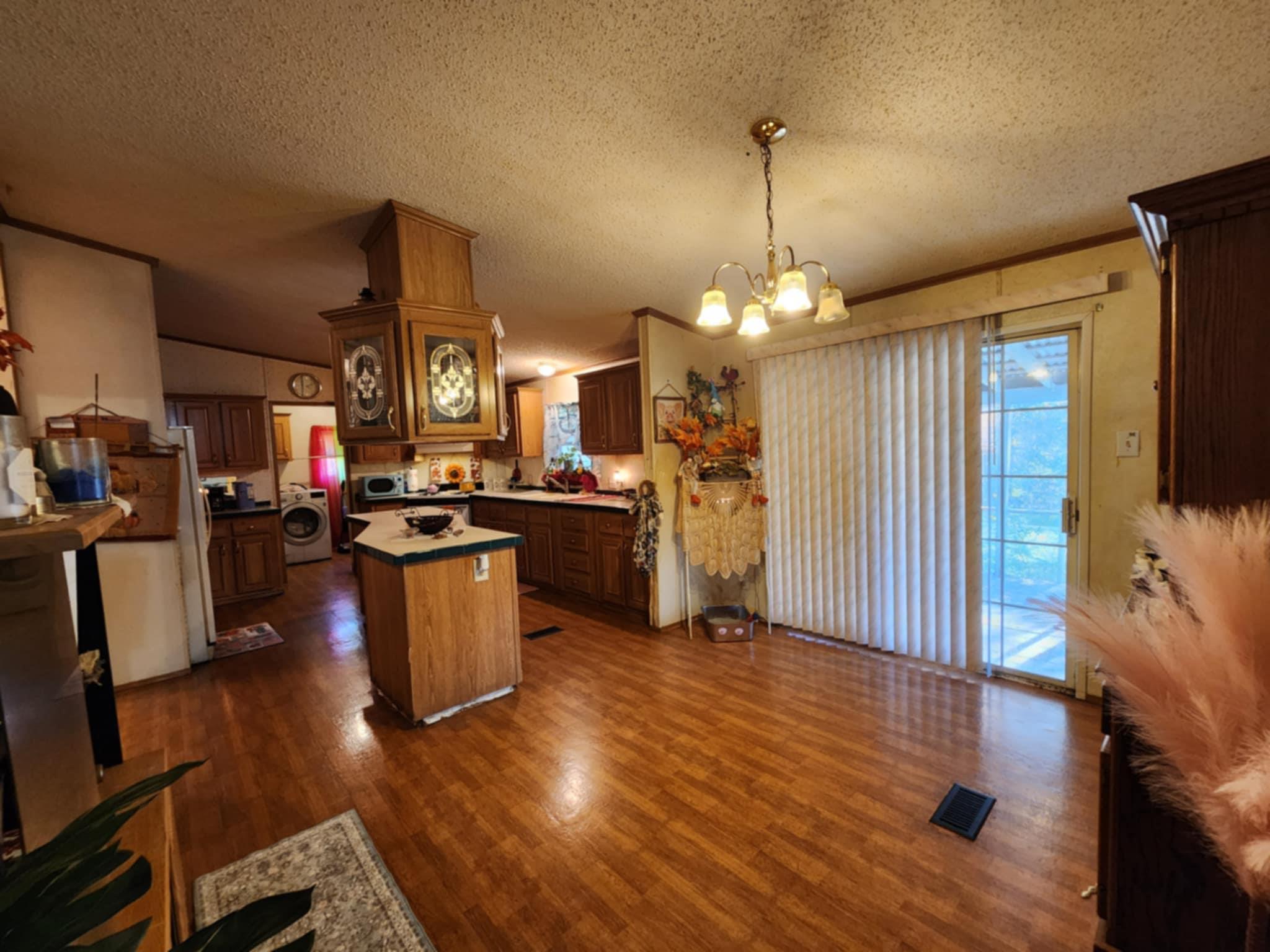 108 Mesquite Ln, Burnet, TX 78611