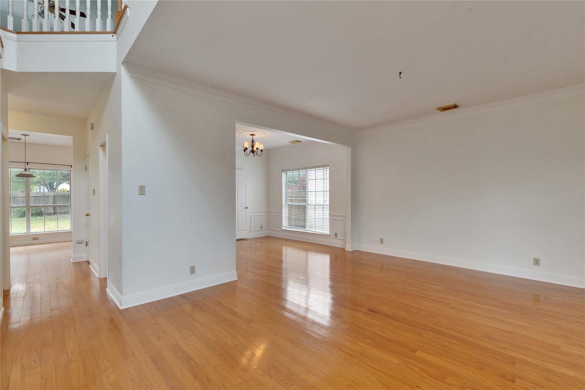 5407 Merrywing Cir, Austin, TX 78730