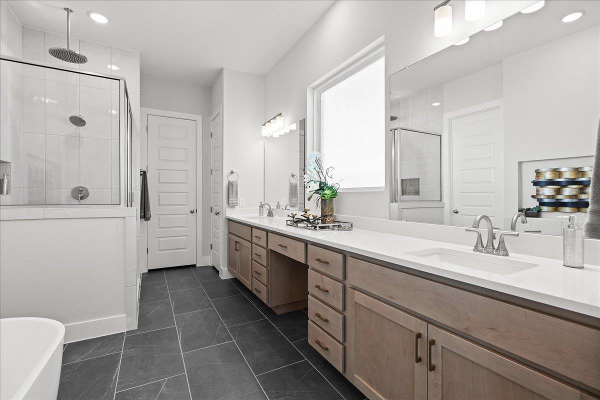 197 Lily Pad Ln, Kyle, TX 78640