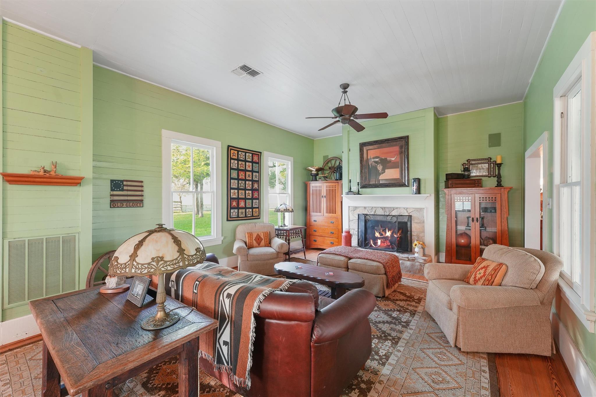 9058 Sam Houston Rd, Brenham, TX 77833