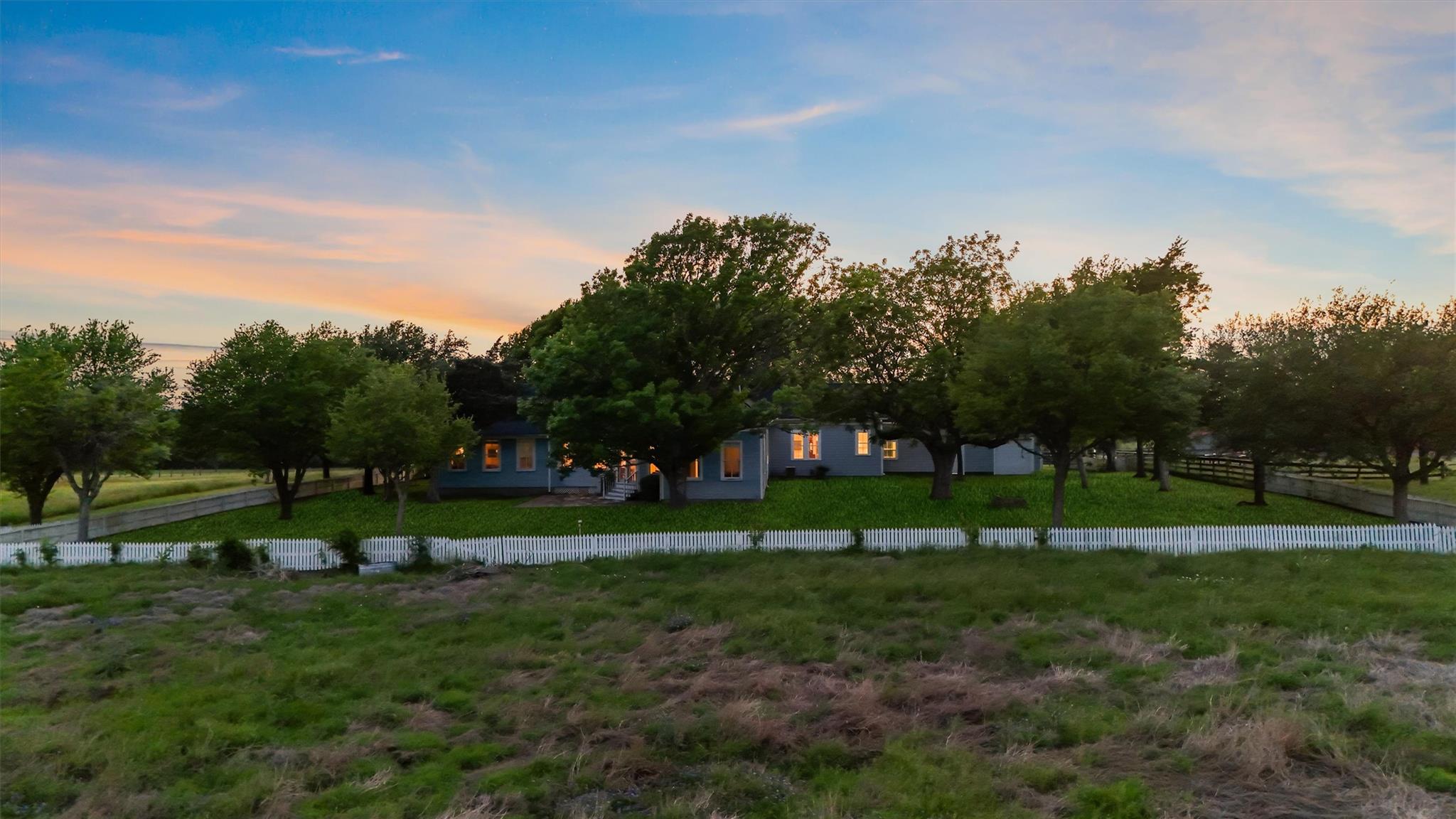 9058 Sam Houston Rd, Brenham, TX 77833