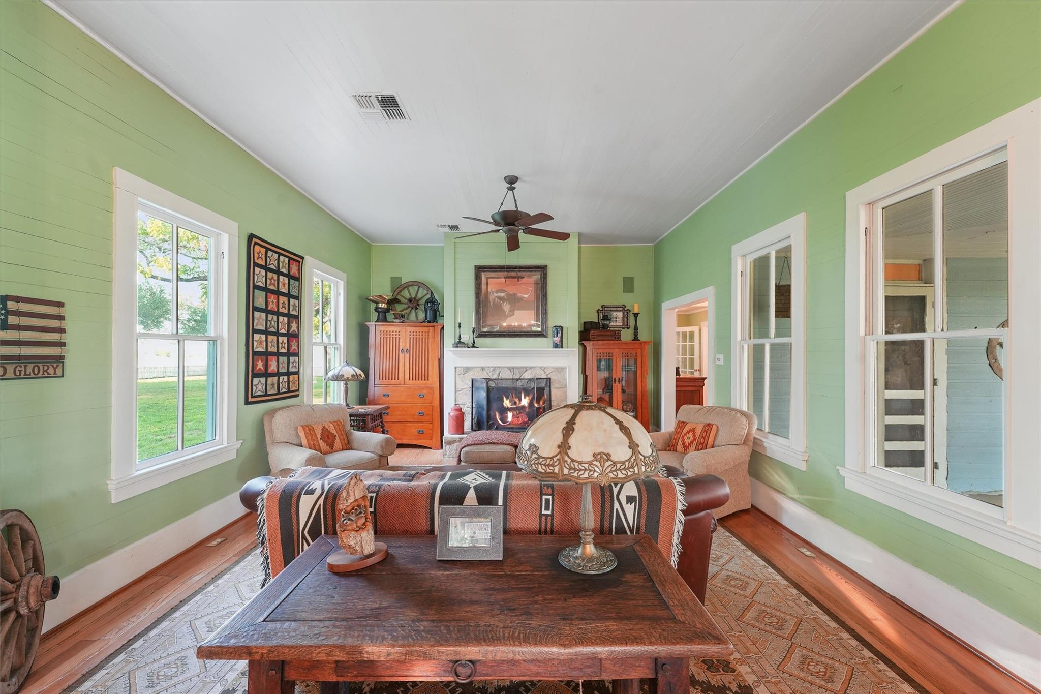 9058 Sam Houston Rd, Brenham, TX 77833