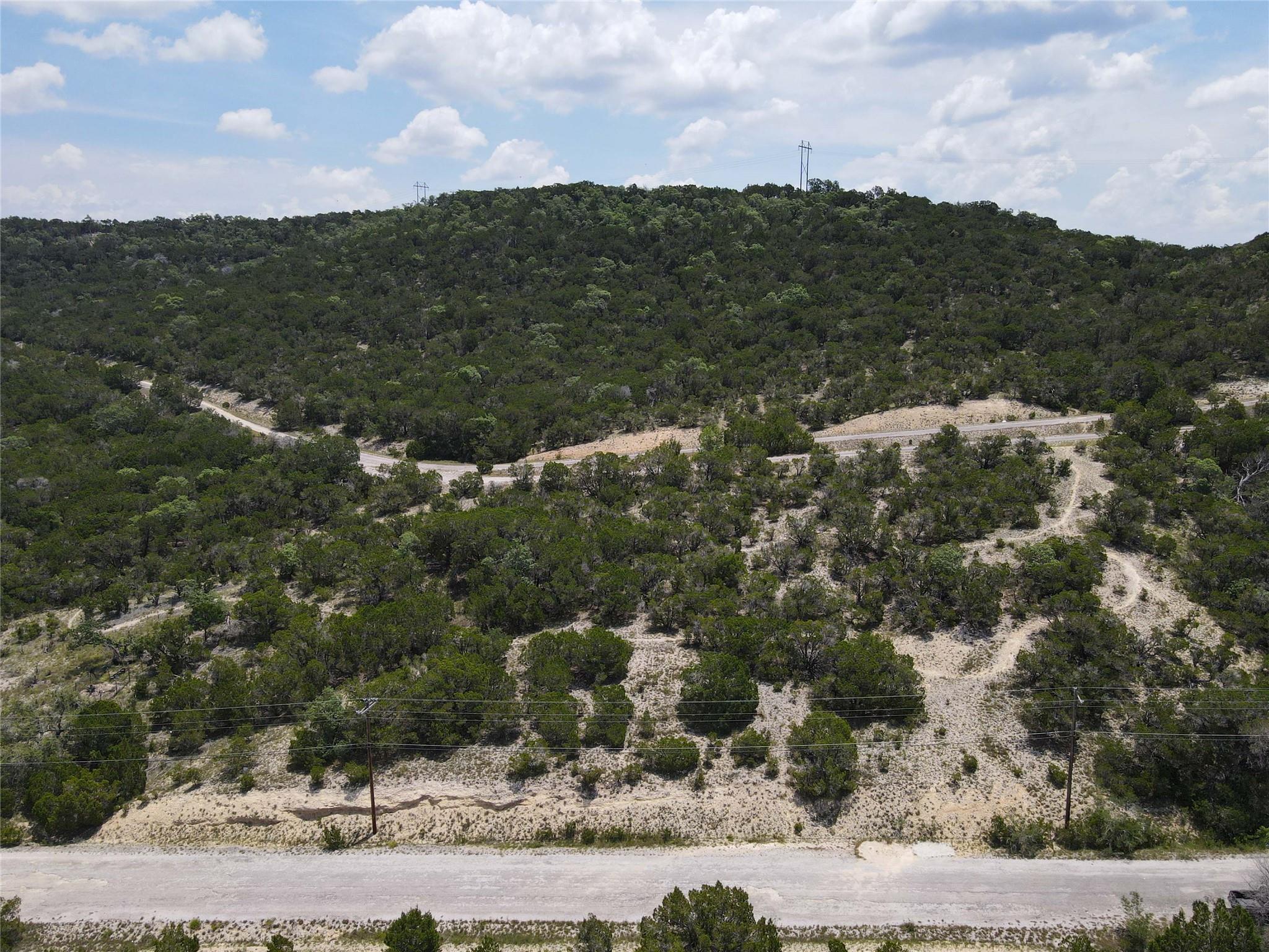 8007 Arapaho Trl, Lago Vista, TX 78645