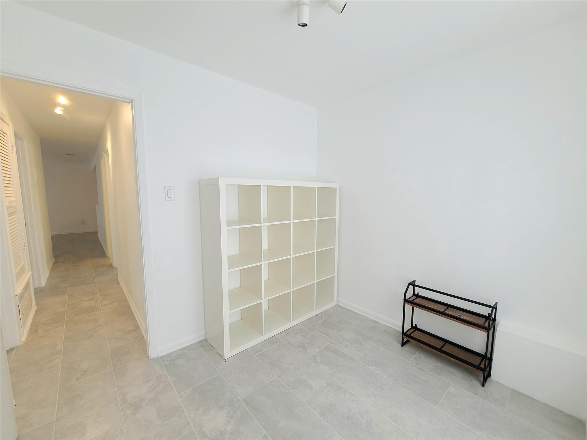 6216 Hogan Ave, Austin, TX 78741