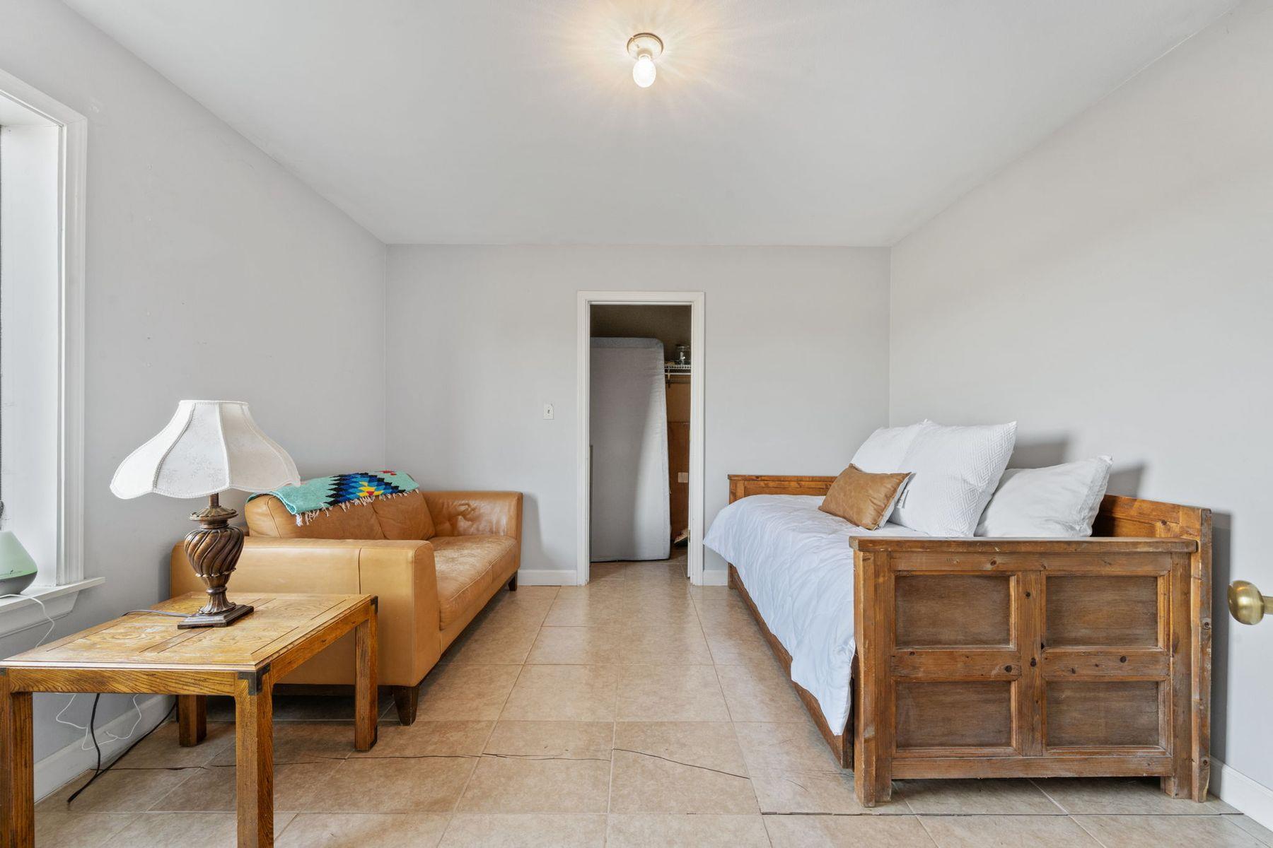 25 Zoeller Ln, Boerne, TX 78006