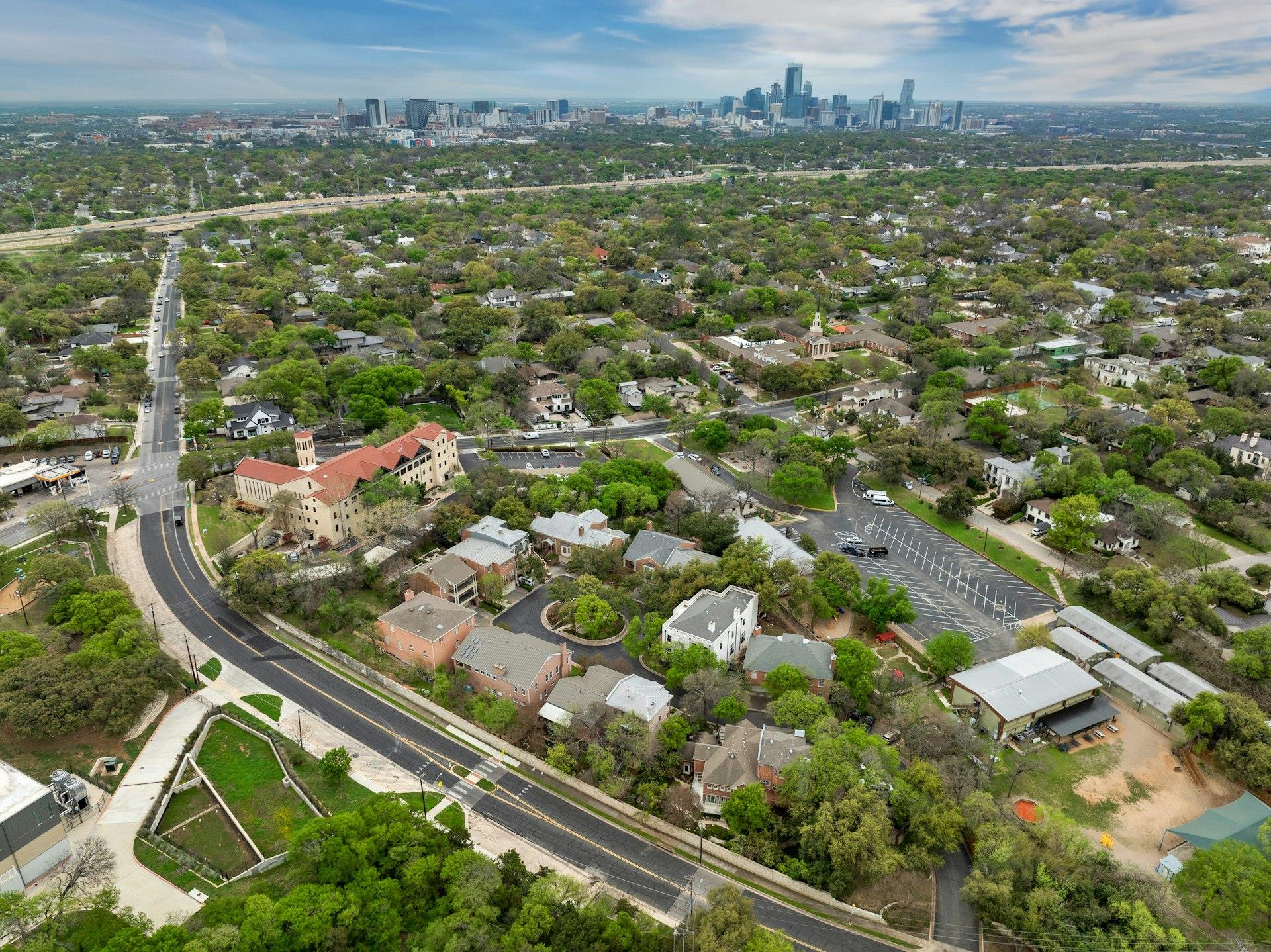 2712 Hillview Green Ln, Austin, TX 78703