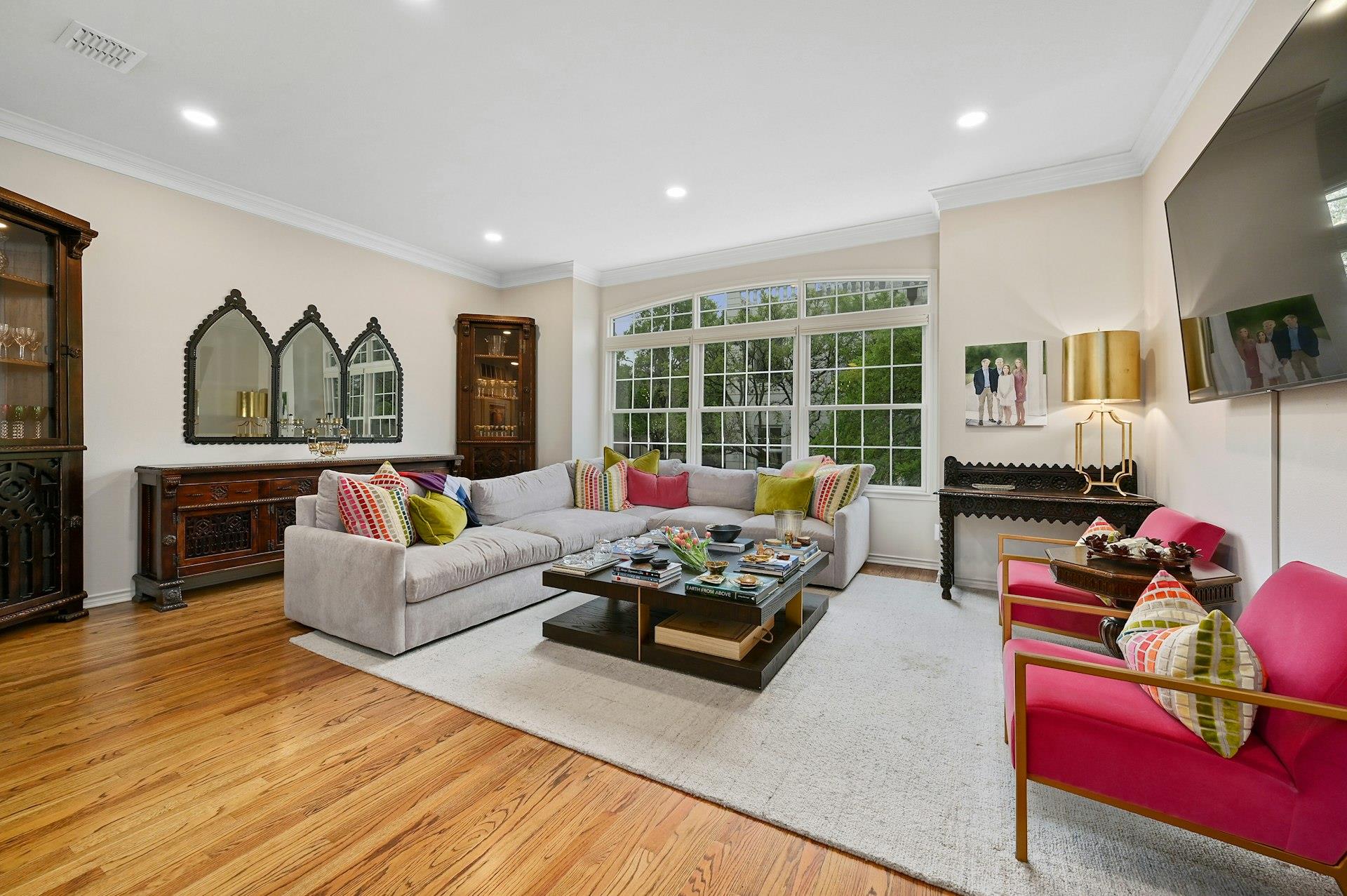 2712 Hillview Green Ln, Austin, TX 78703