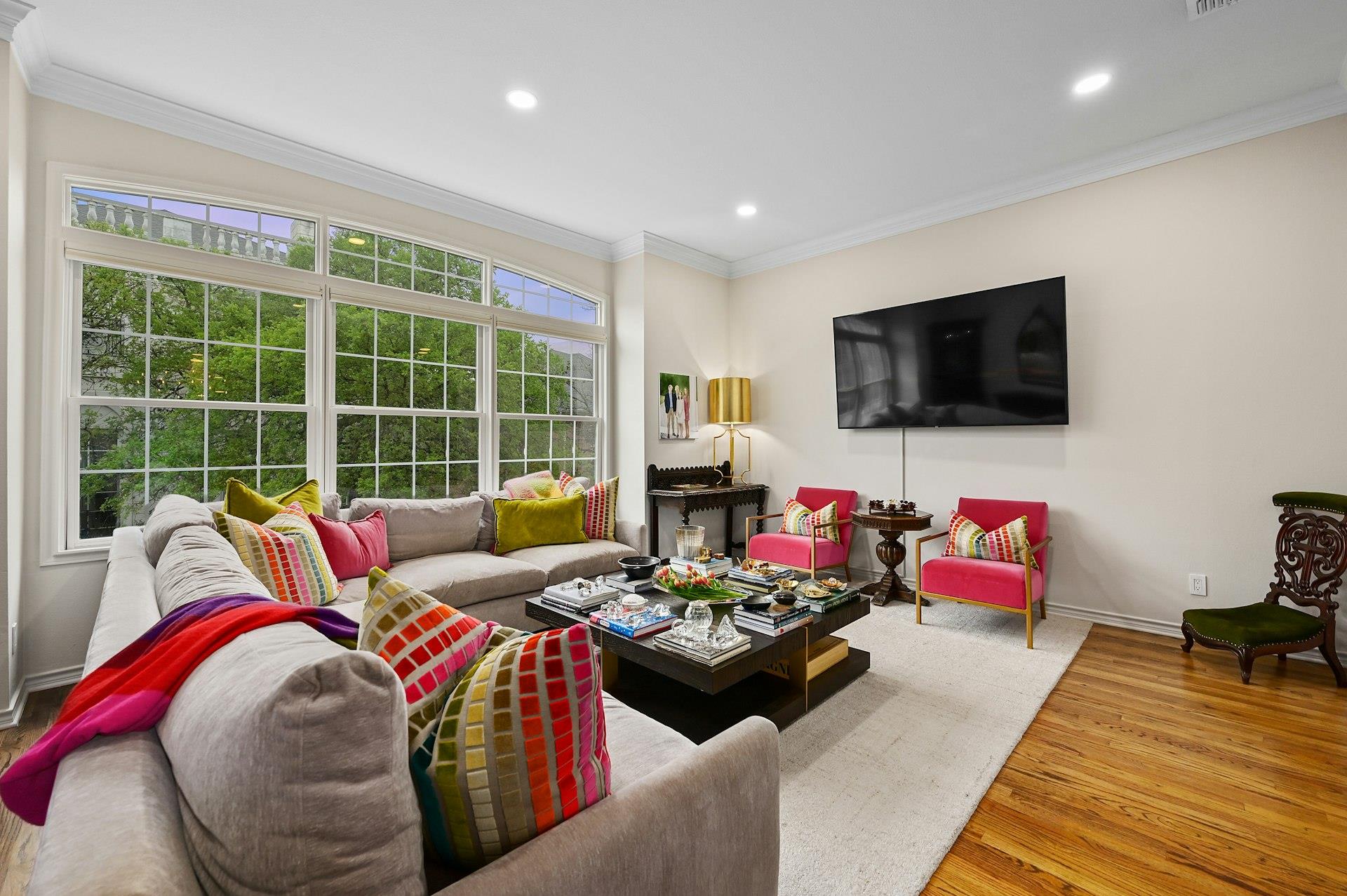 2712 Hillview Green Ln, Austin, TX 78703