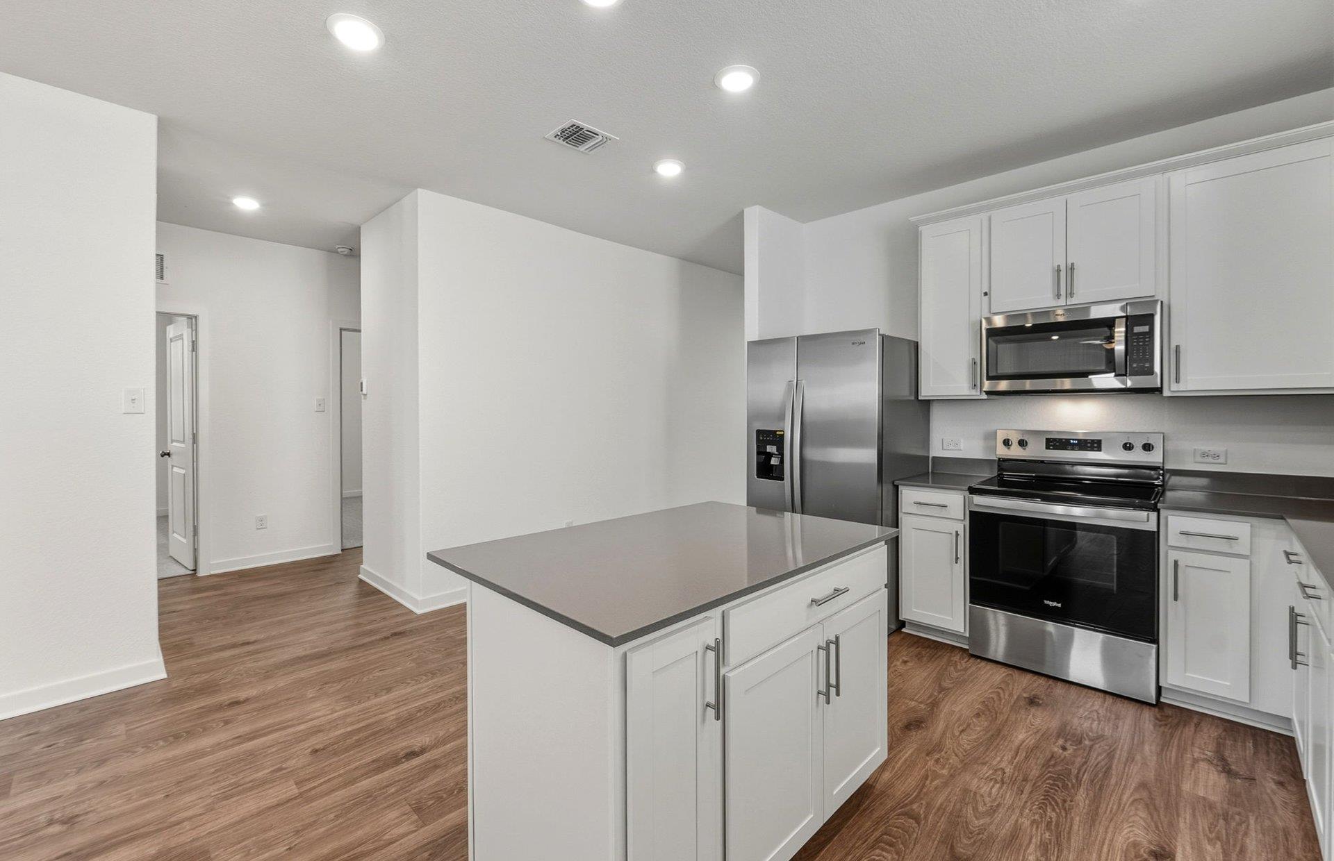 408 Paradise Canyon Dr, Jarrell, TX 76537