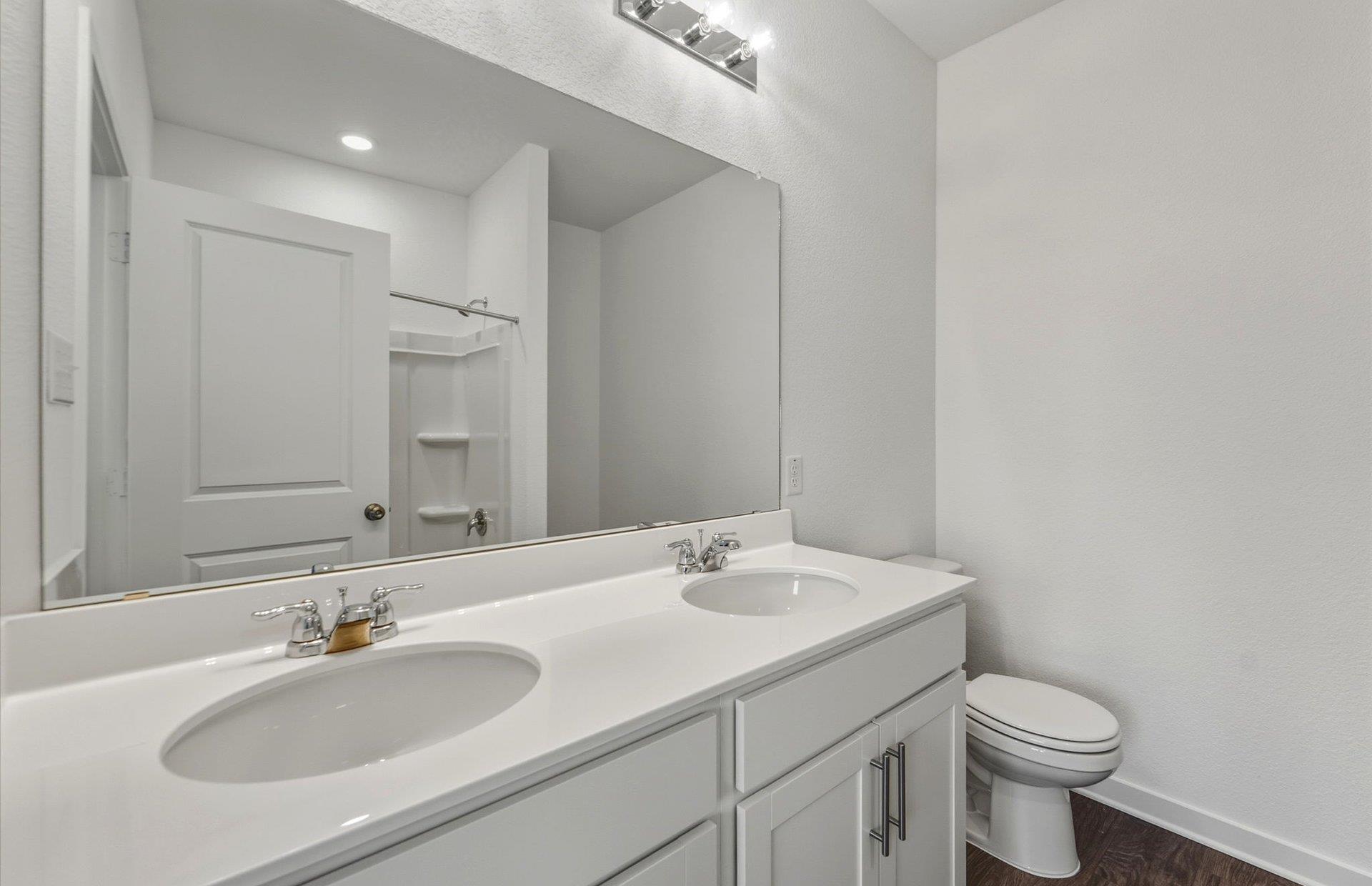 408 Paradise Canyon Dr, Jarrell, TX 76537