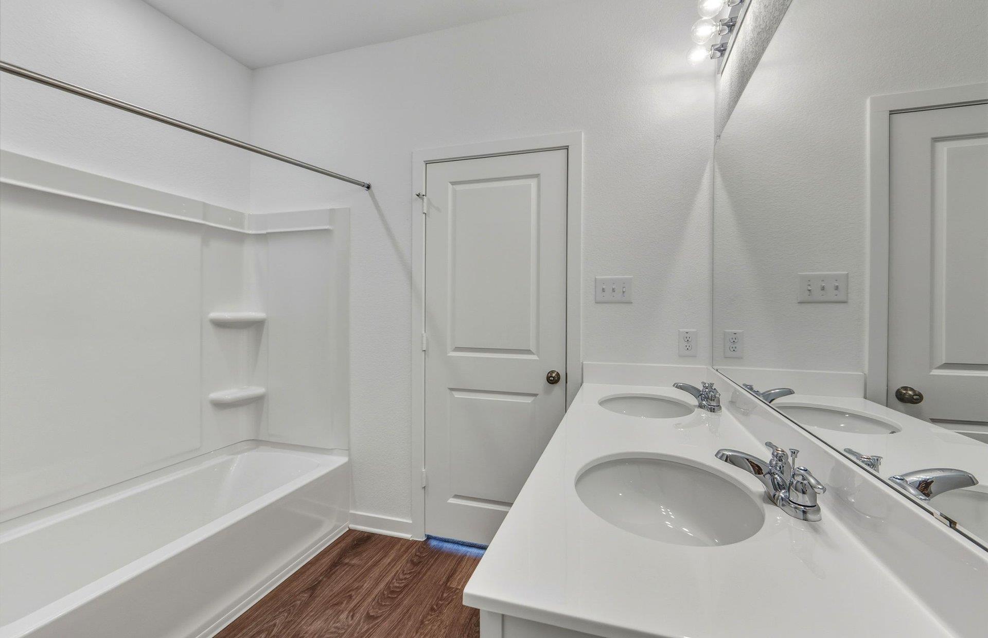 408 Paradise Canyon Dr, Jarrell, TX 76537