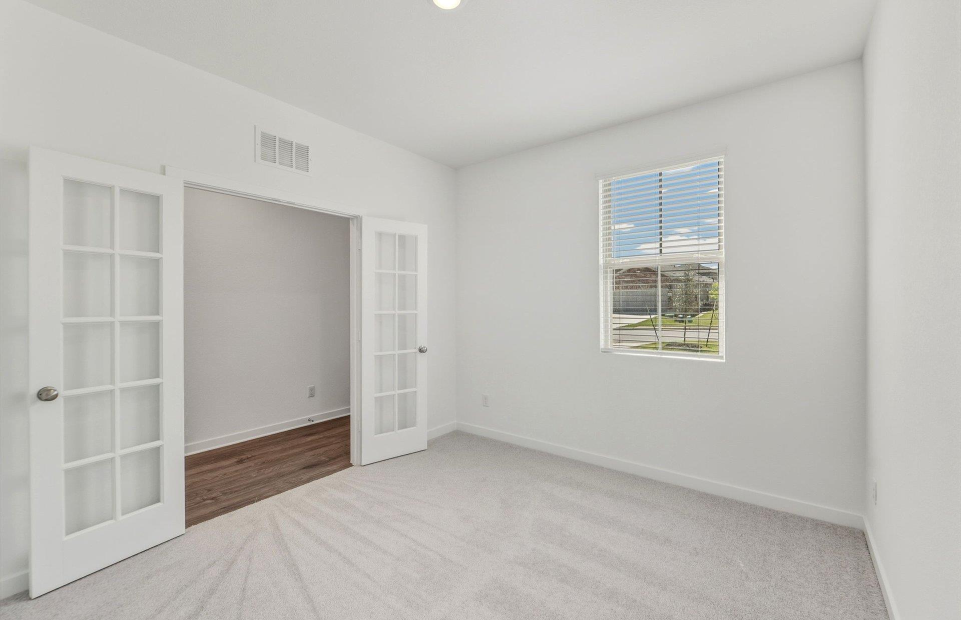 408 Paradise Canyon Dr, Jarrell, TX 76537