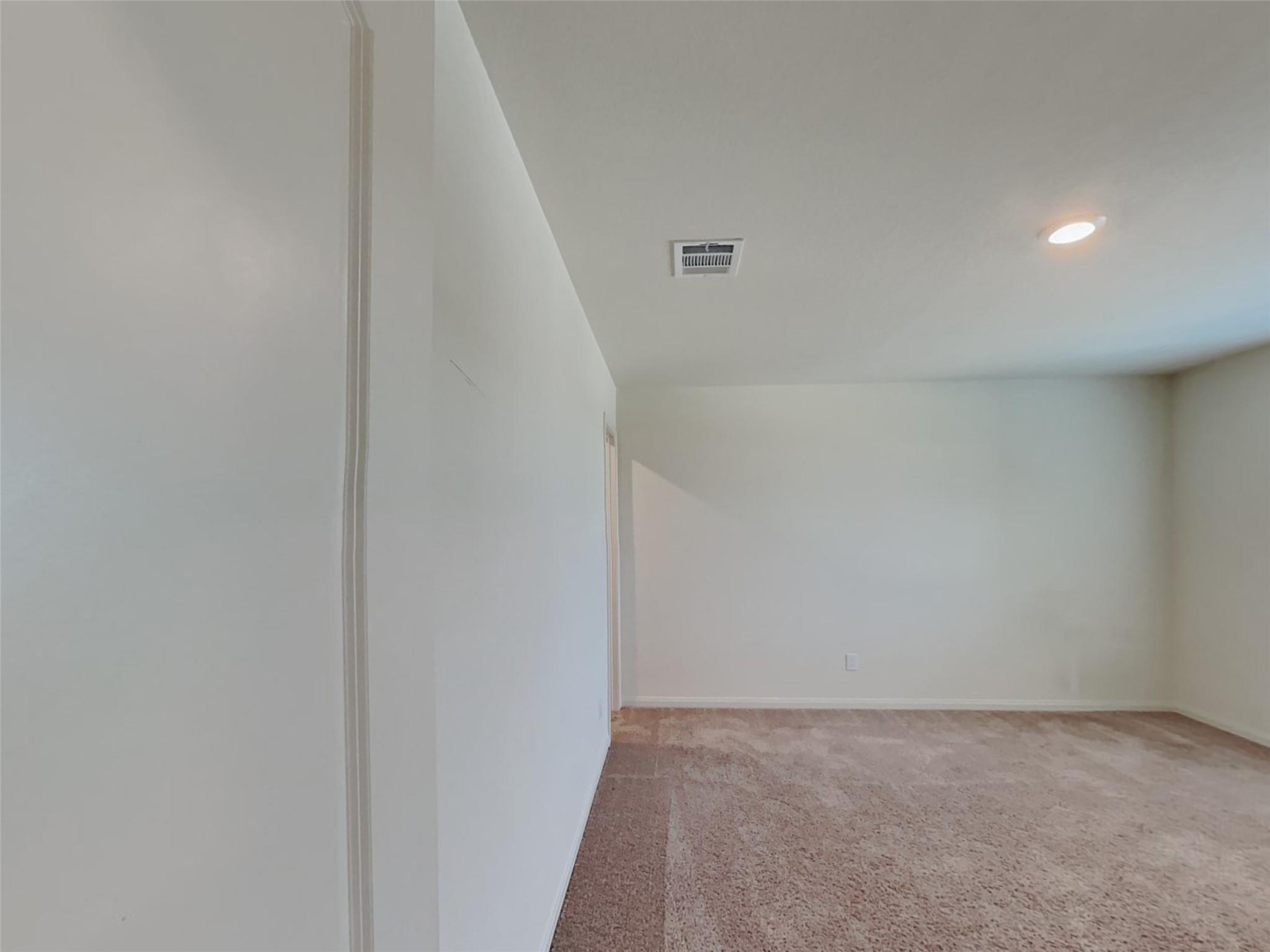 105 Pettigrew Ct, Jarrell, TX 76537