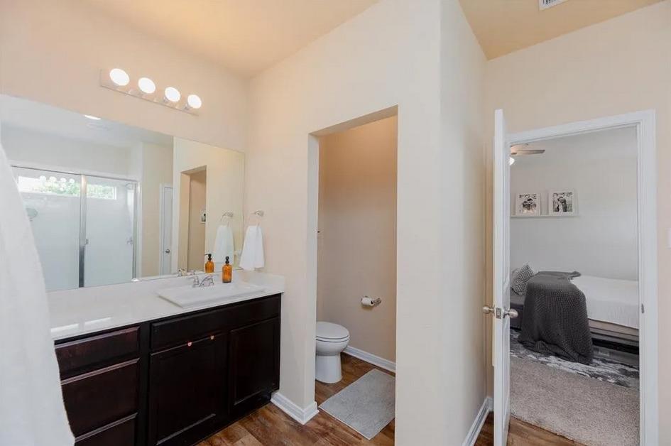 652 Donegal Ln, Georgetown, TX 78626