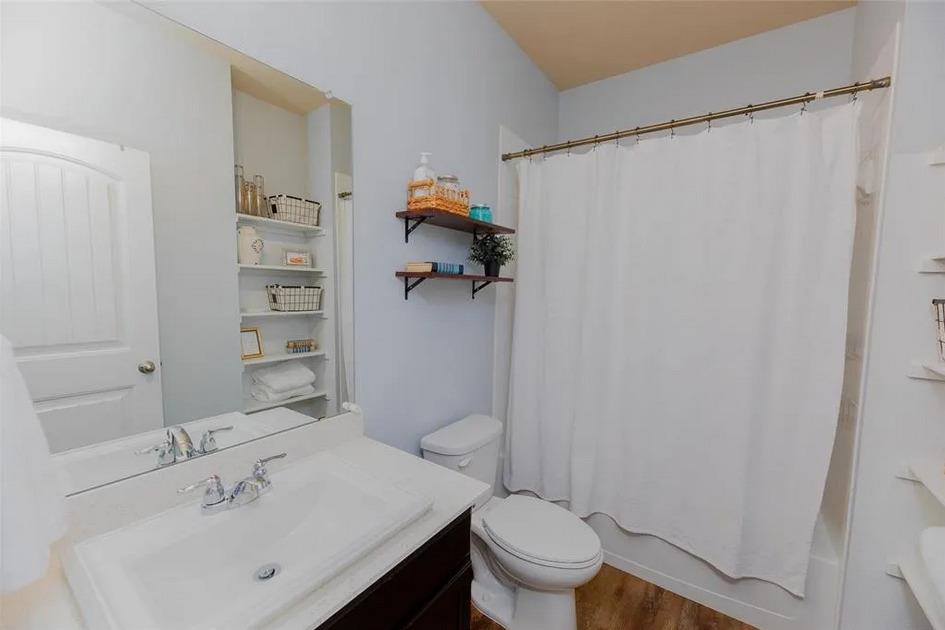 652 Donegal Ln, Georgetown, TX 78626