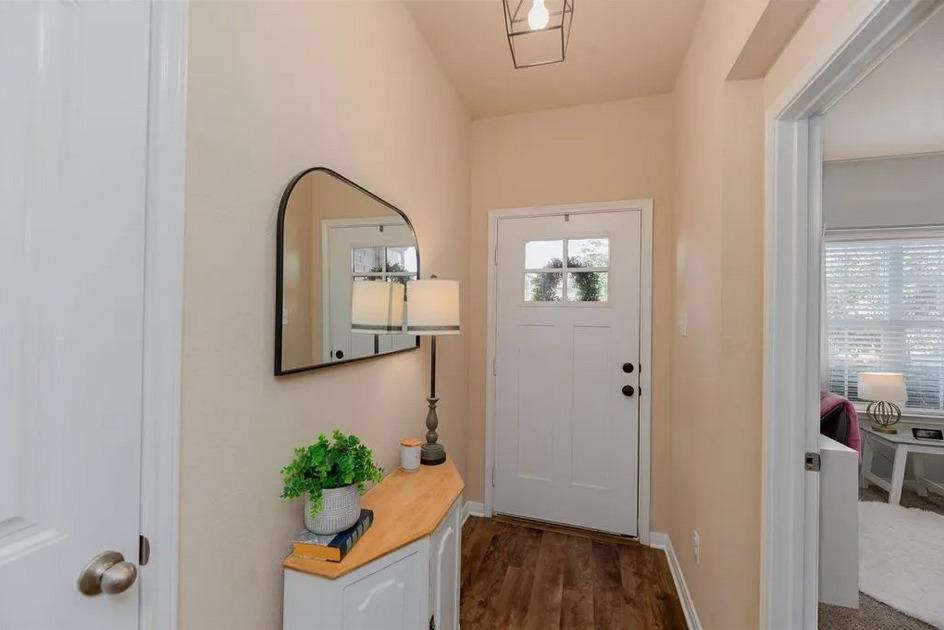 652 Donegal Ln, Georgetown, TX 78626