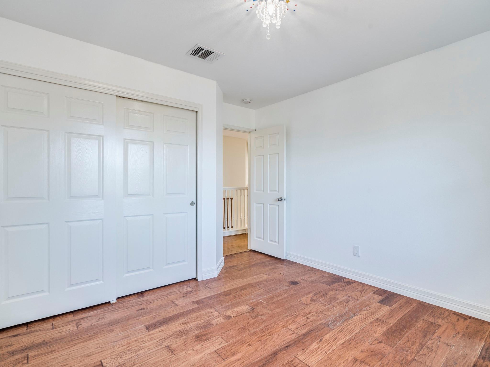 824 Whitehall Dr, Pflugerville, TX 78660