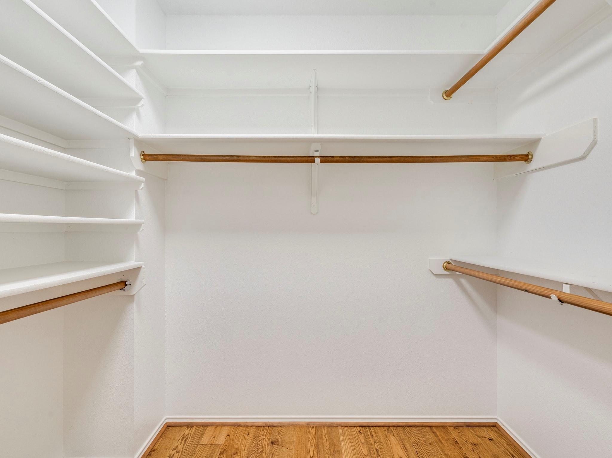 824 Whitehall Dr, Pflugerville, TX 78660