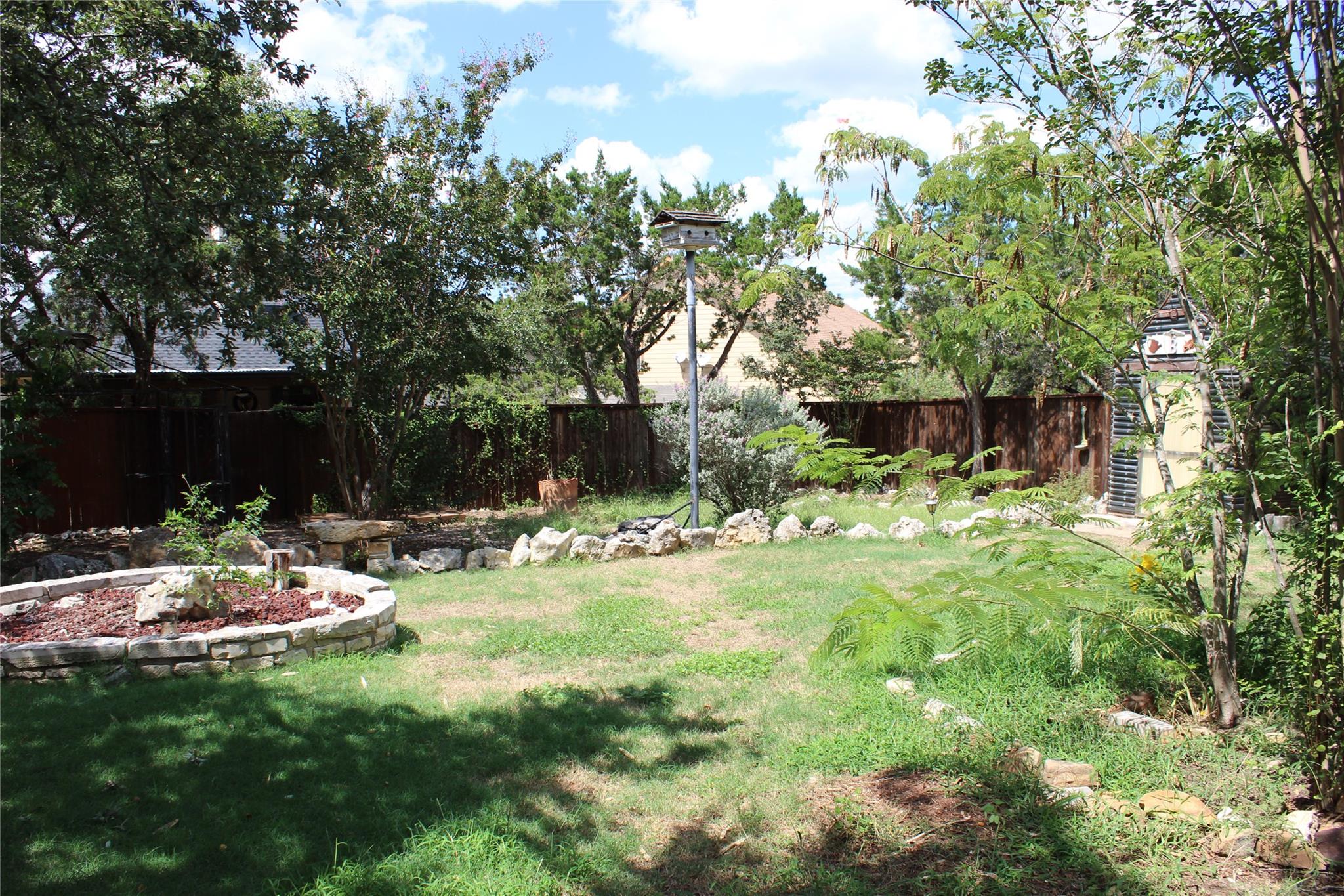3 Springwood Cir, Wimberley, TX 78676