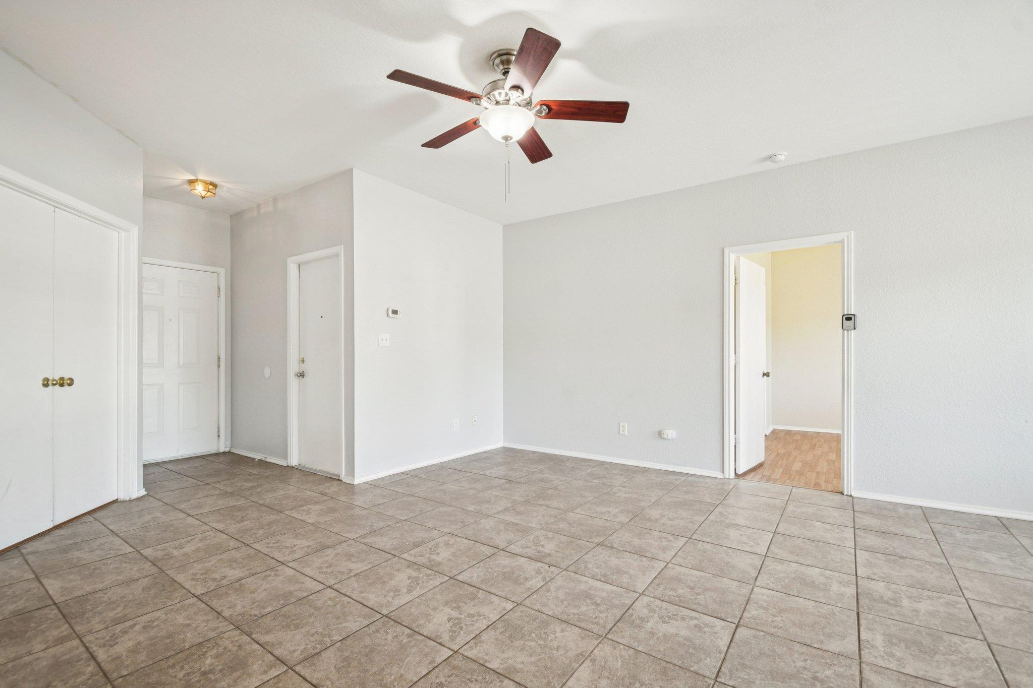 106 Cavalry Trl, Elgin, TX 78621