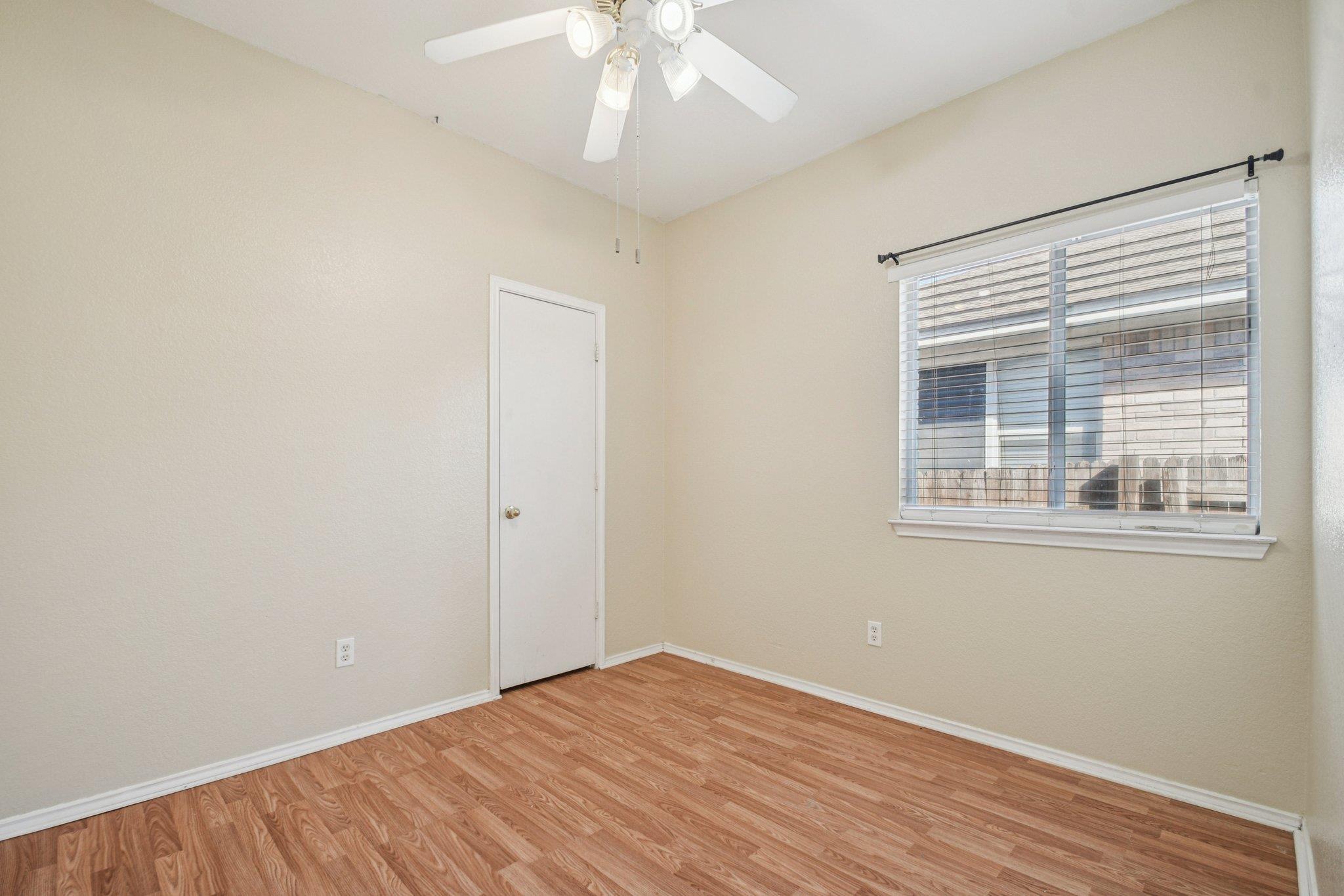 106 Cavalry Trl, Elgin, TX 78621