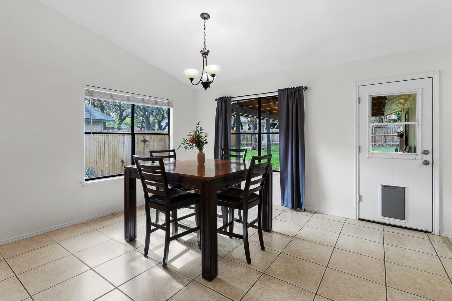 10406 Sentenal Dr, Austin, TX 78748