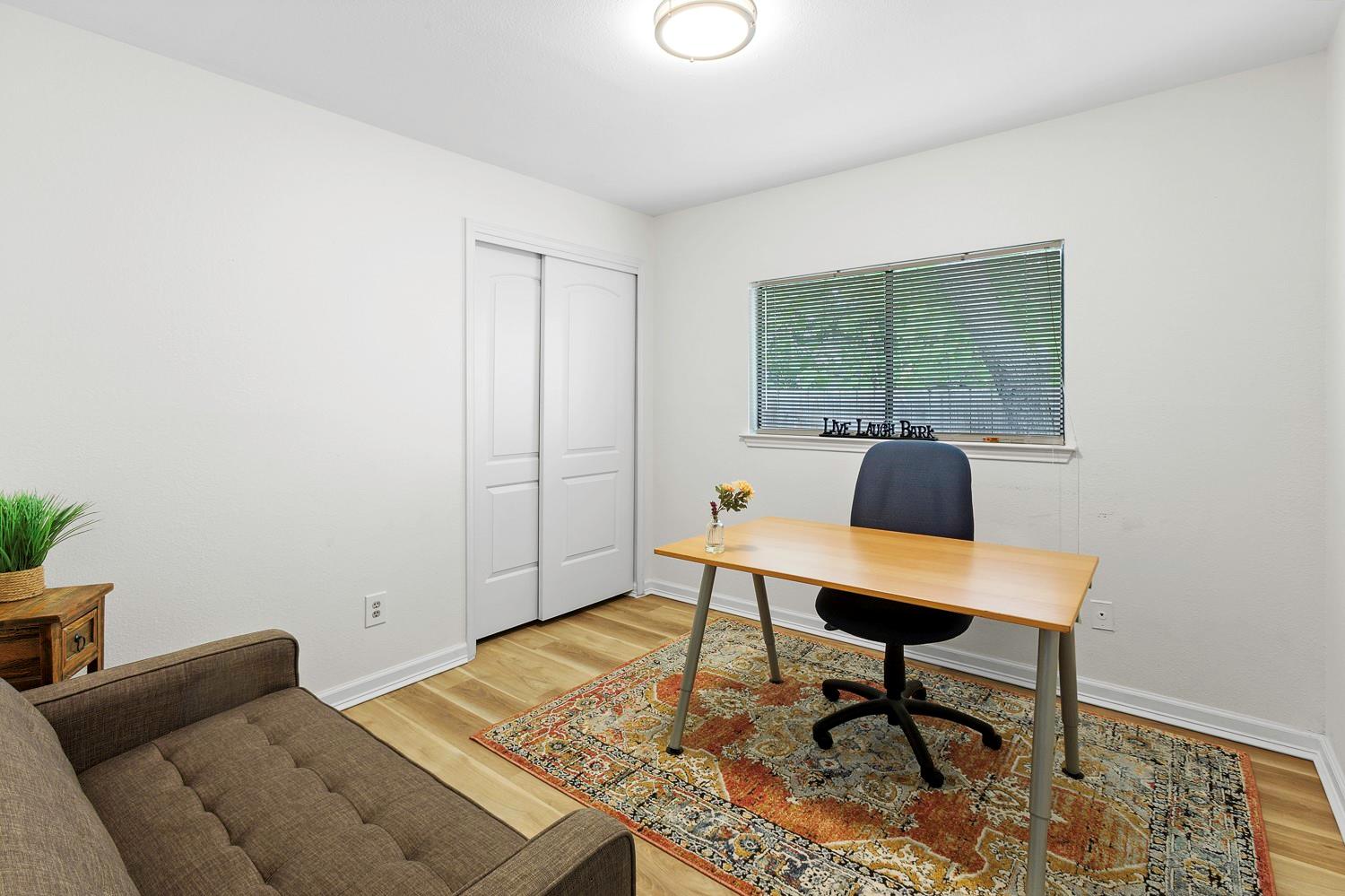 10406 Sentenal Dr, Austin, TX 78748