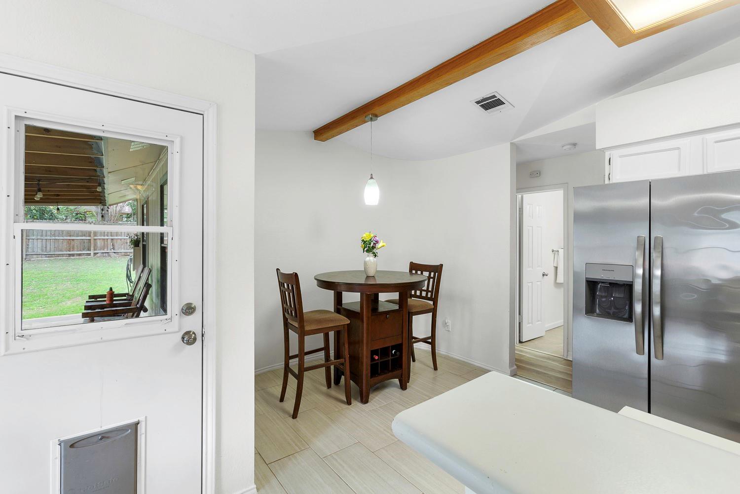 10406 Sentenal Dr, Austin, TX 78748