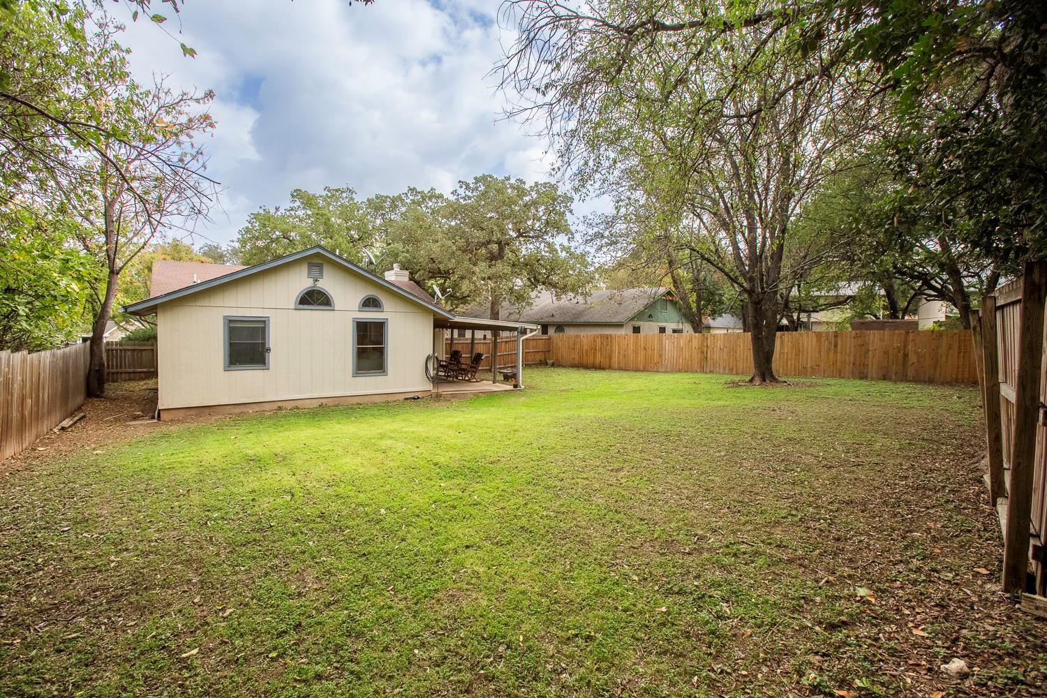 10406 Sentenal Dr, Austin, TX 78748