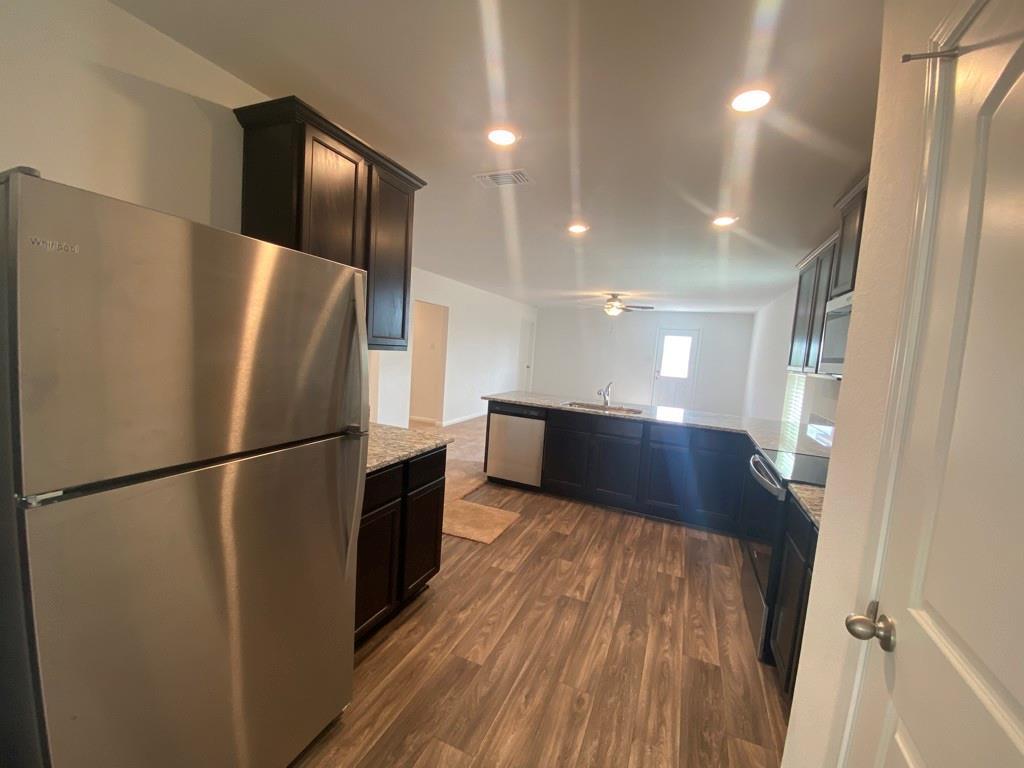 309 RIVERDALE DRIVE, Jarrell, TX 76537