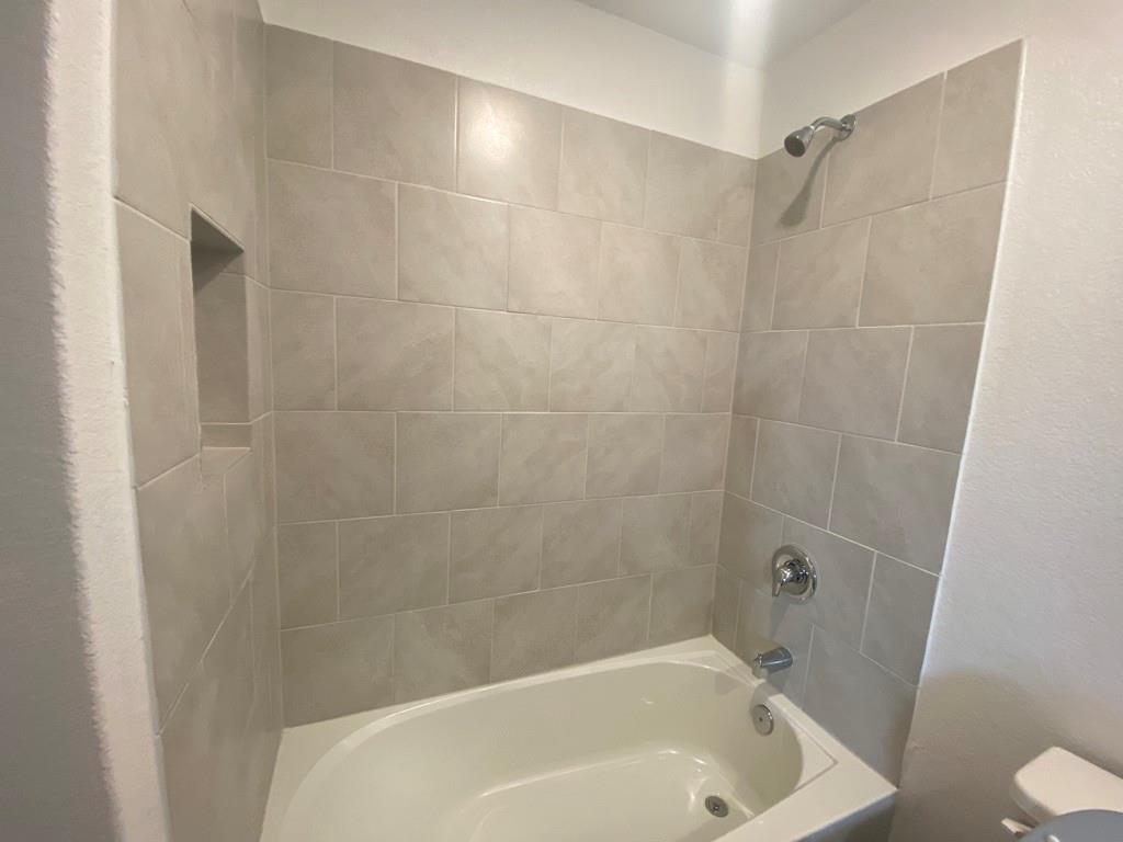 309 RIVERDALE DRIVE, Jarrell, TX 76537