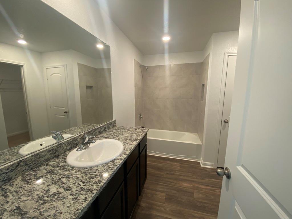 309 RIVERDALE DRIVE, Jarrell, TX 76537