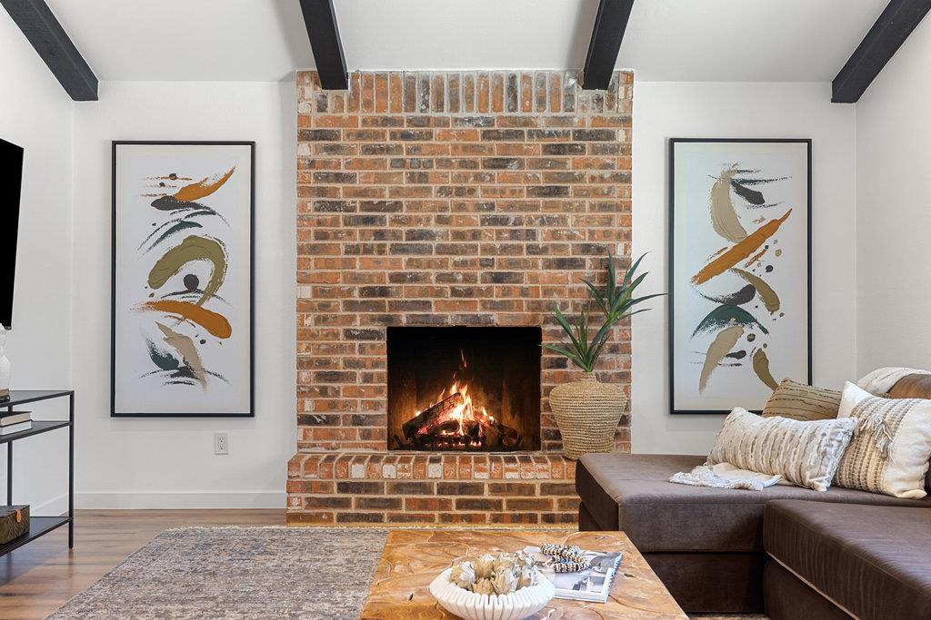 1505 Summit St, Austin, TX 78741