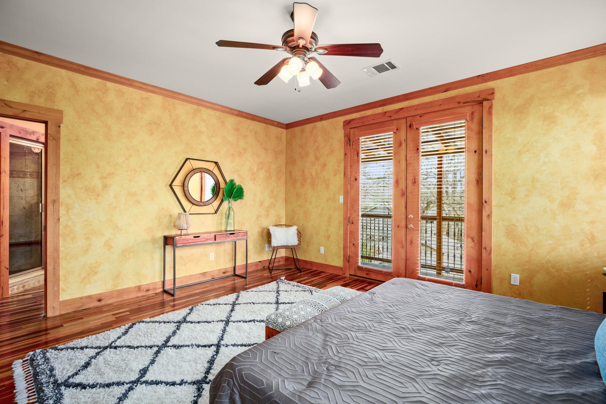 912 E E. 51st St, Austin, TX 78751