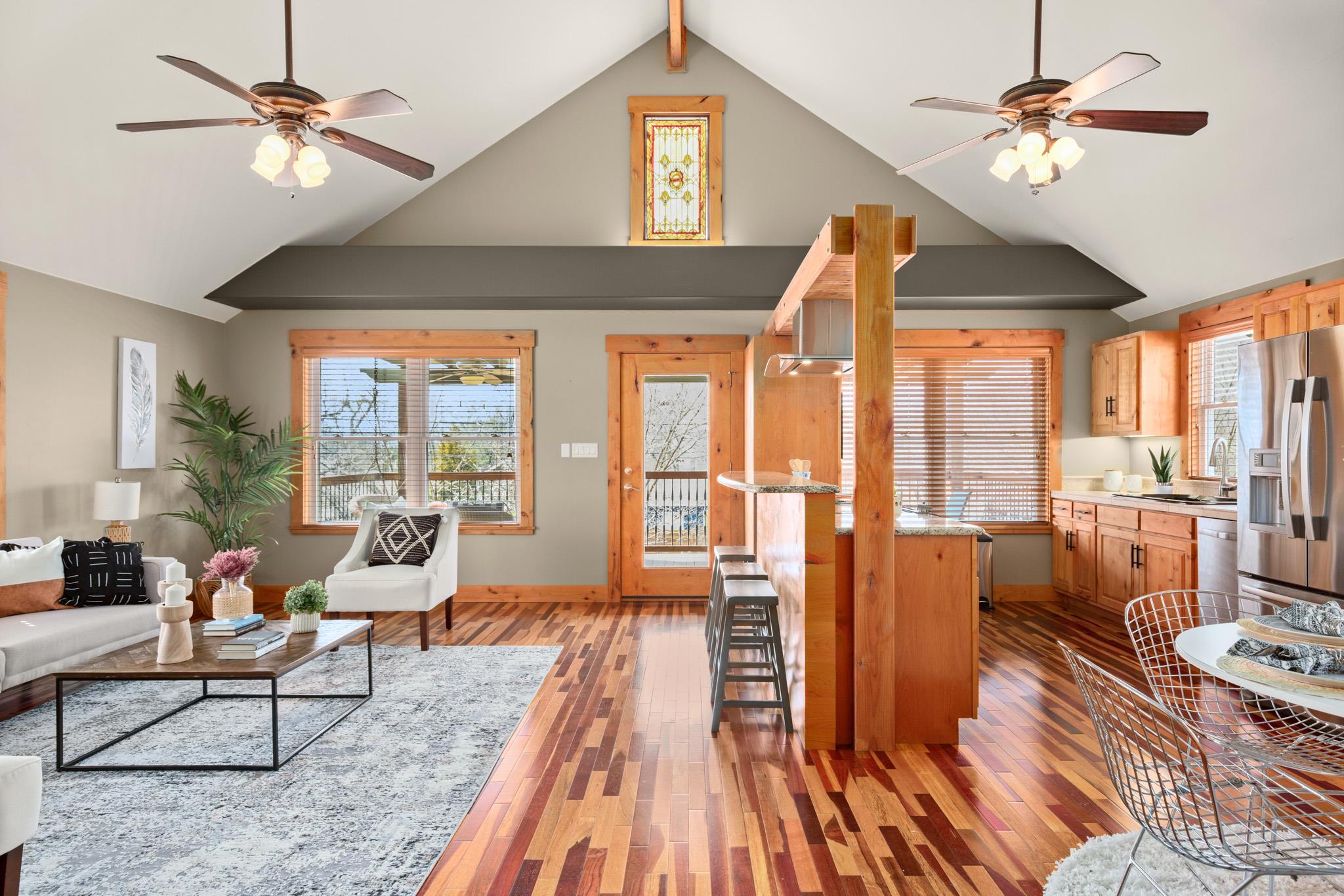 912 E E. 51st St, Austin, TX 78751