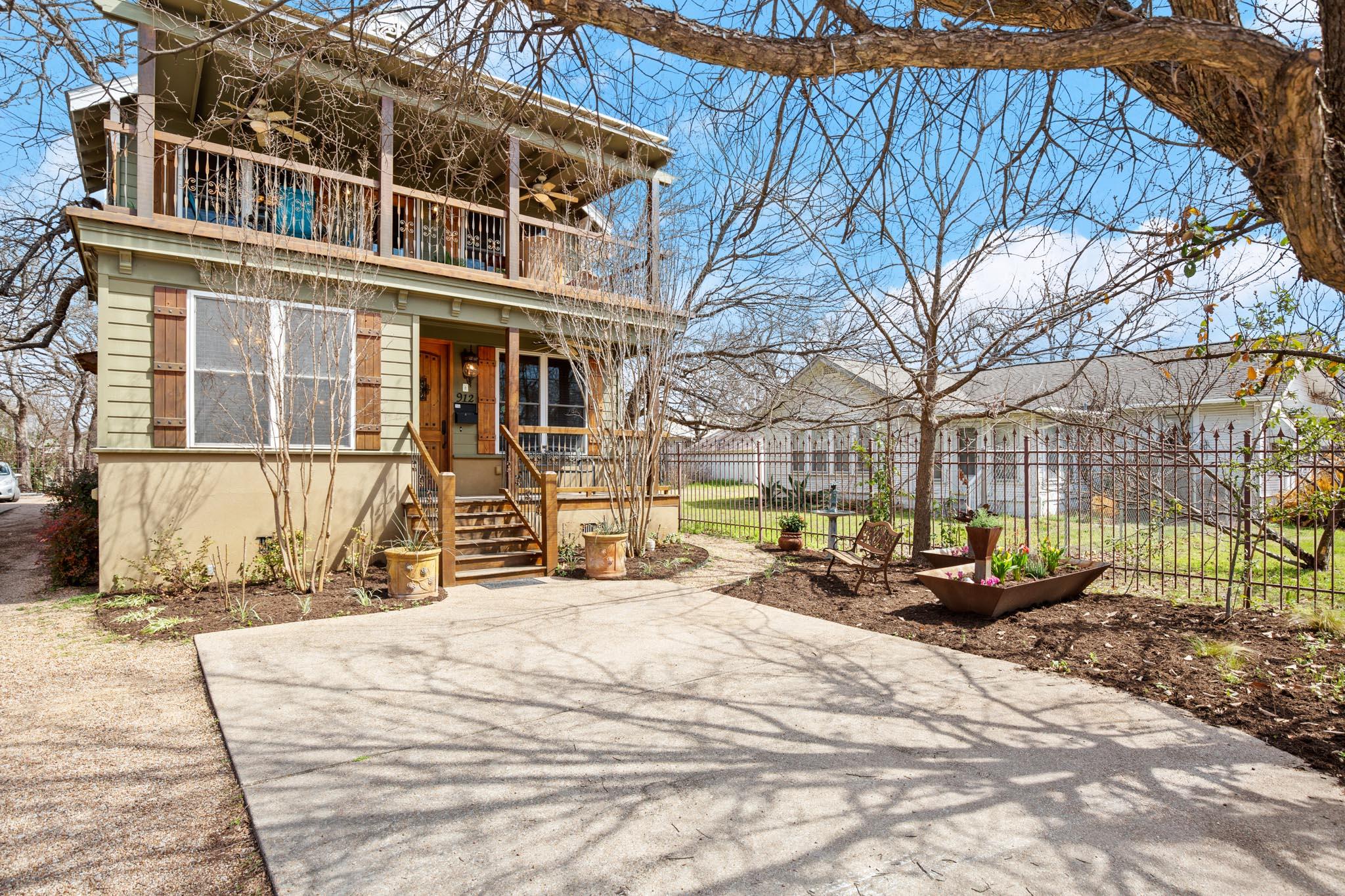 912 E E. 51st St, Austin, TX 78751