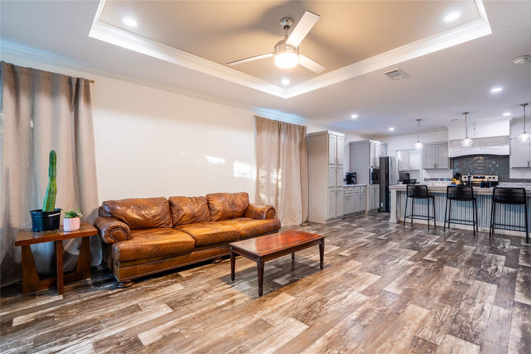 250 Mikes Way, Leander, TX 78641