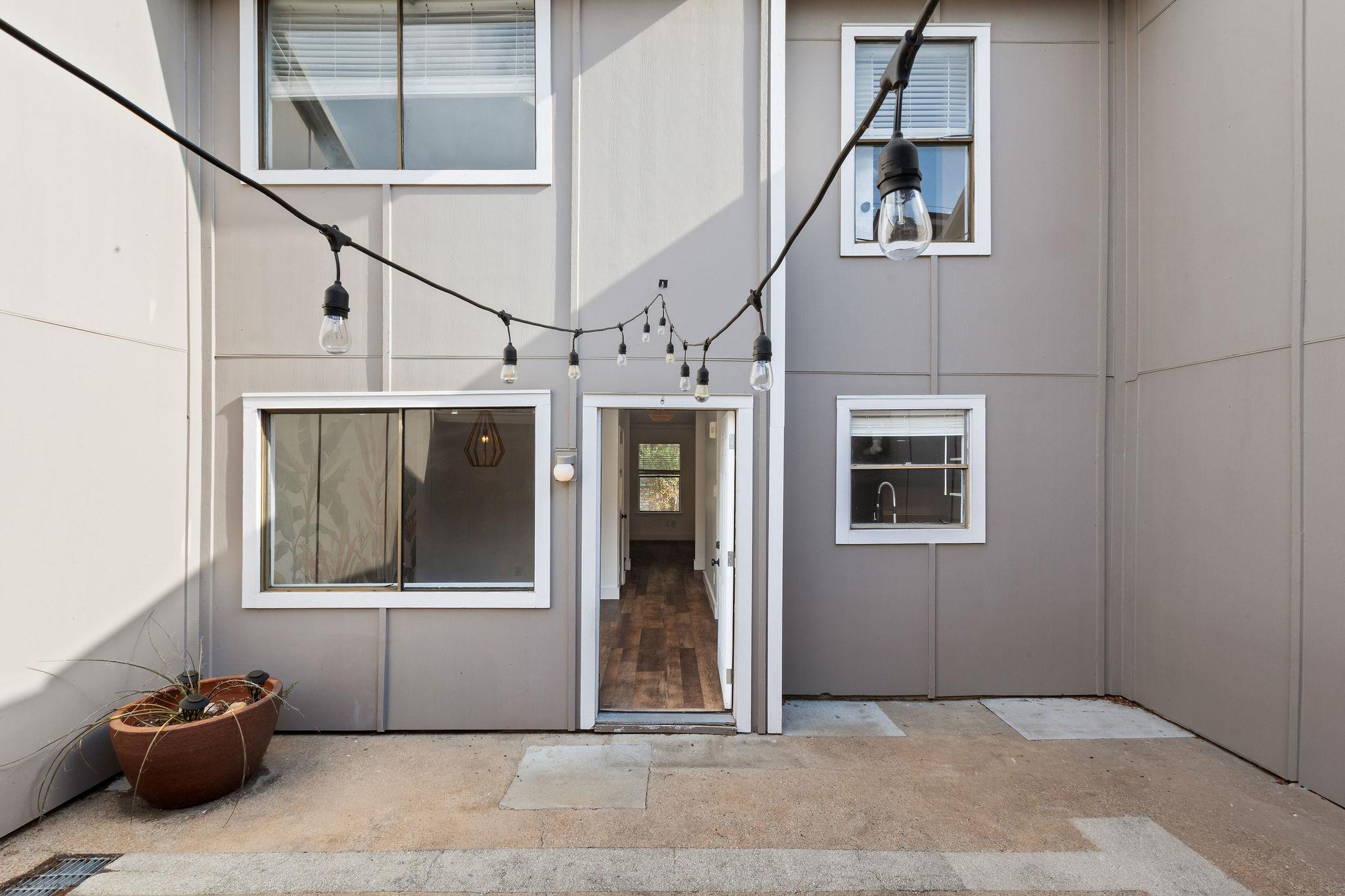 1712 Timber Ridge Rd, Austin, TX 78741