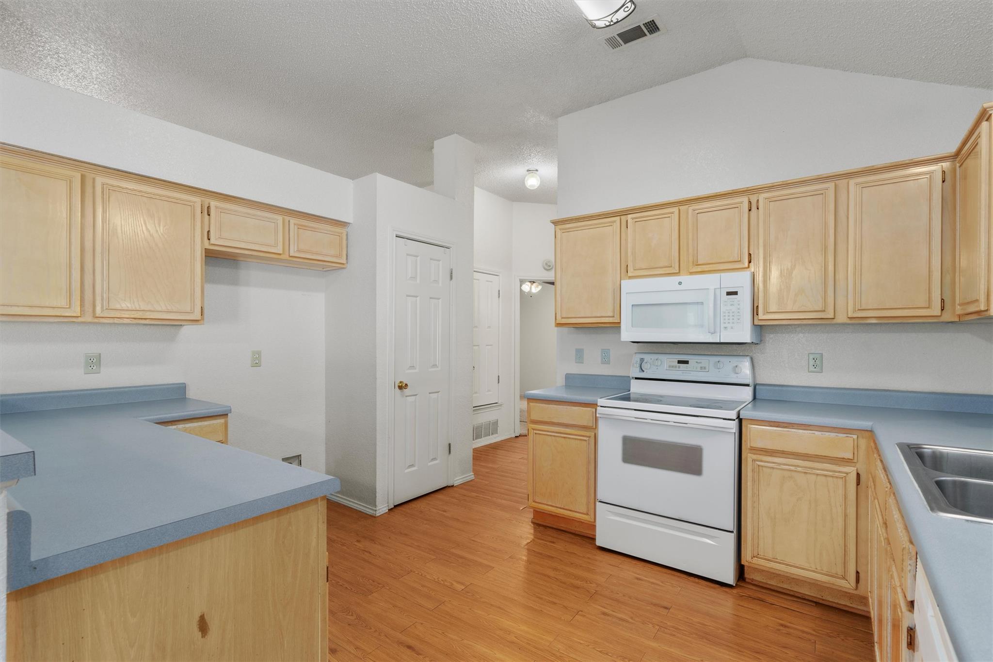 5004 Lindsey Dr, Killeen, TX 76542