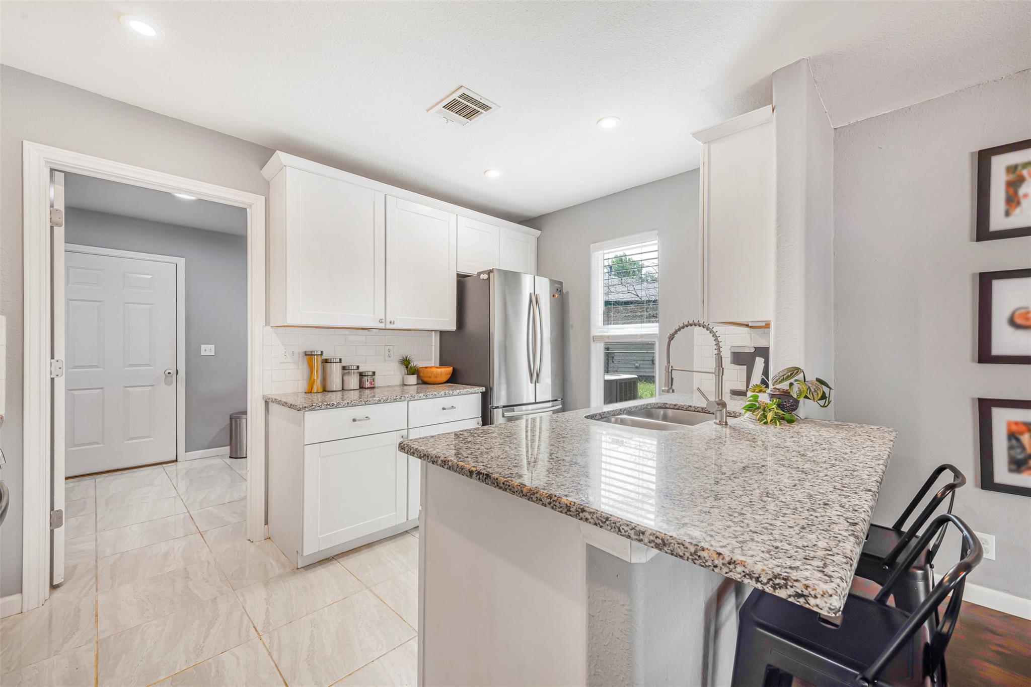 1906 Garden Villa Dr, Georgetown, TX 78628