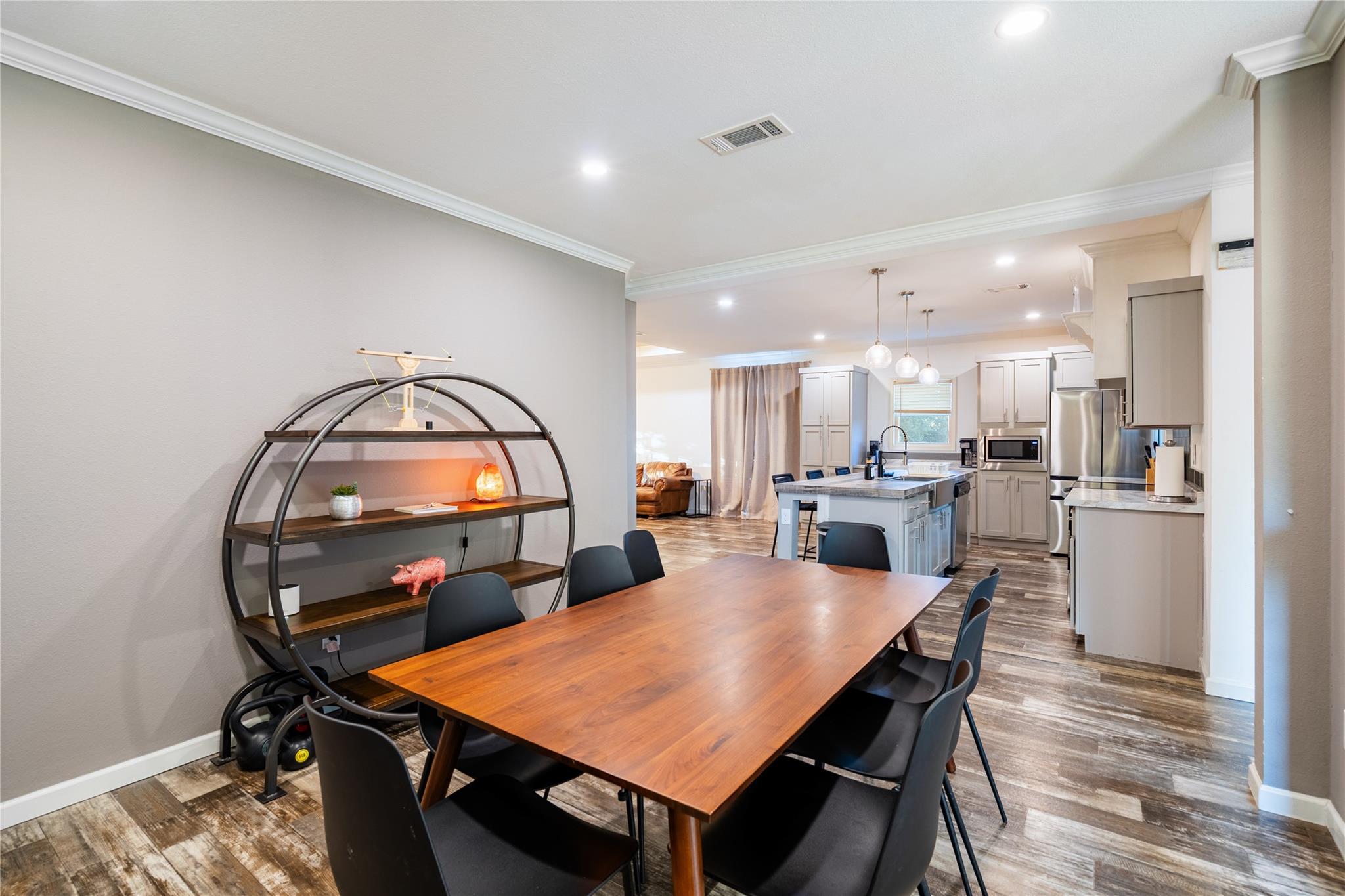 250 Mikes Way, Leander, TX 78641