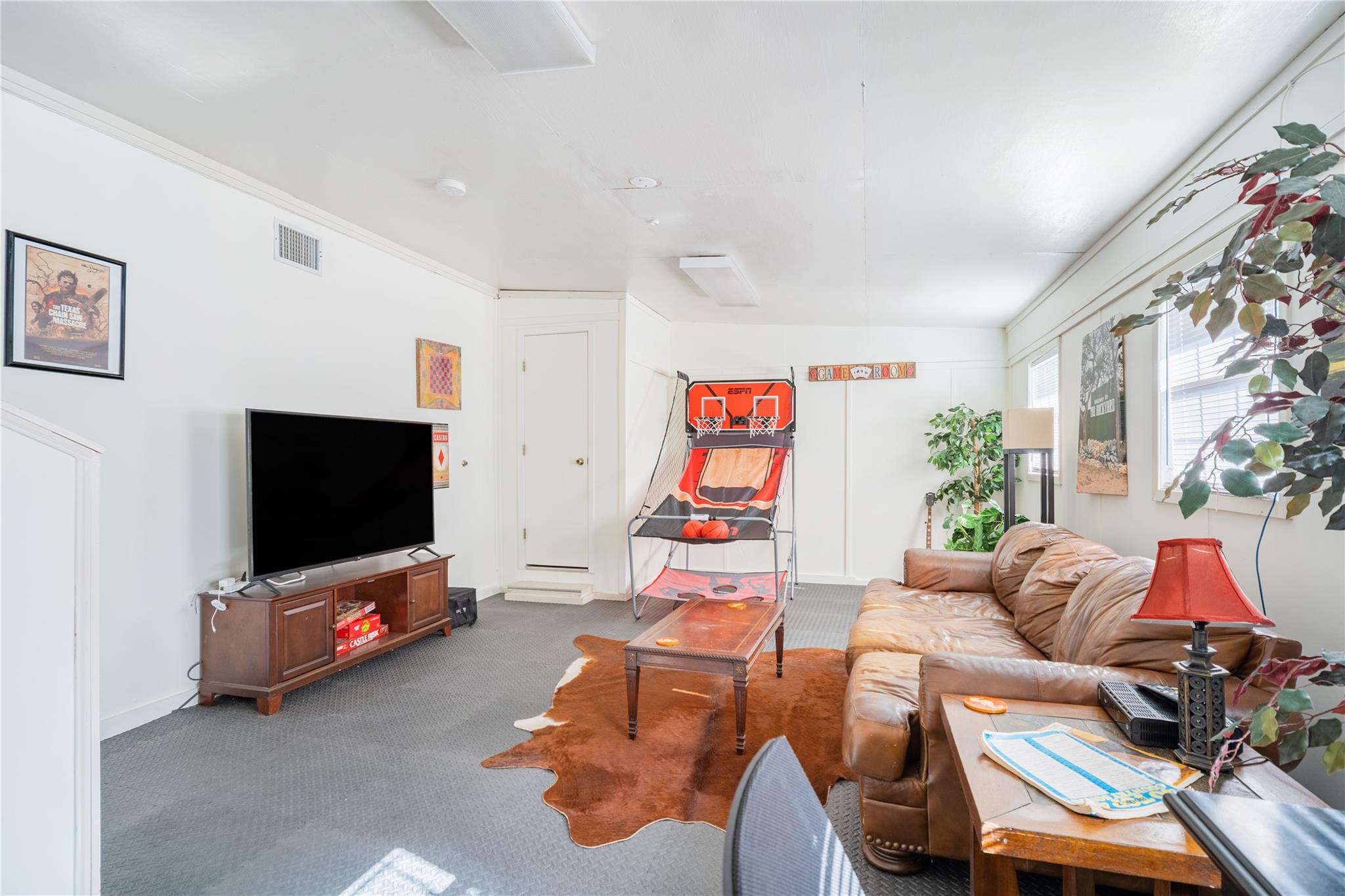 250 Mikes Way, Leander, TX 78641