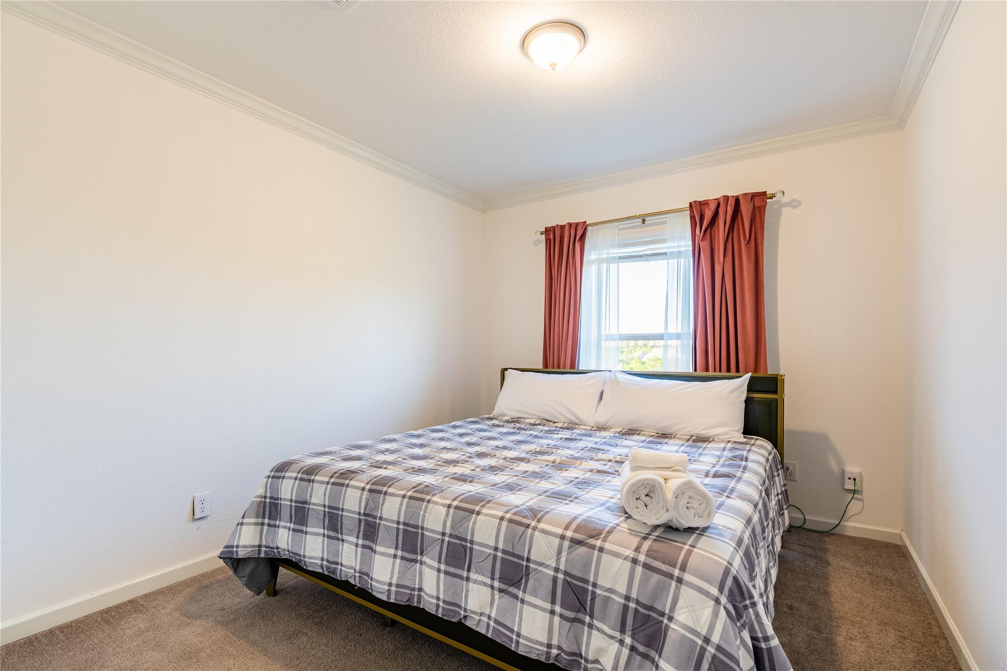 250 Mikes Way, Leander, TX 78641