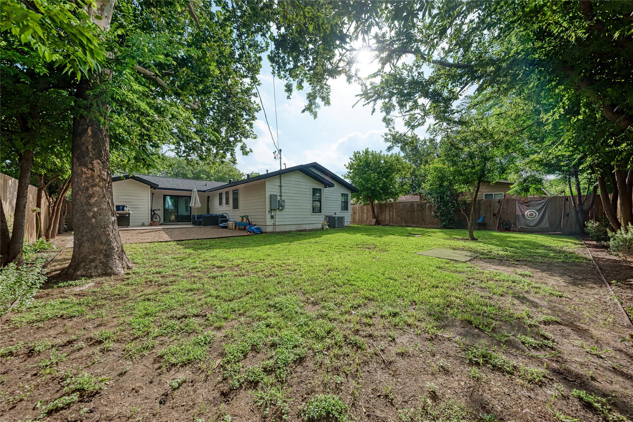 1607 Sweetbriar Ave, Austin, TX 78723