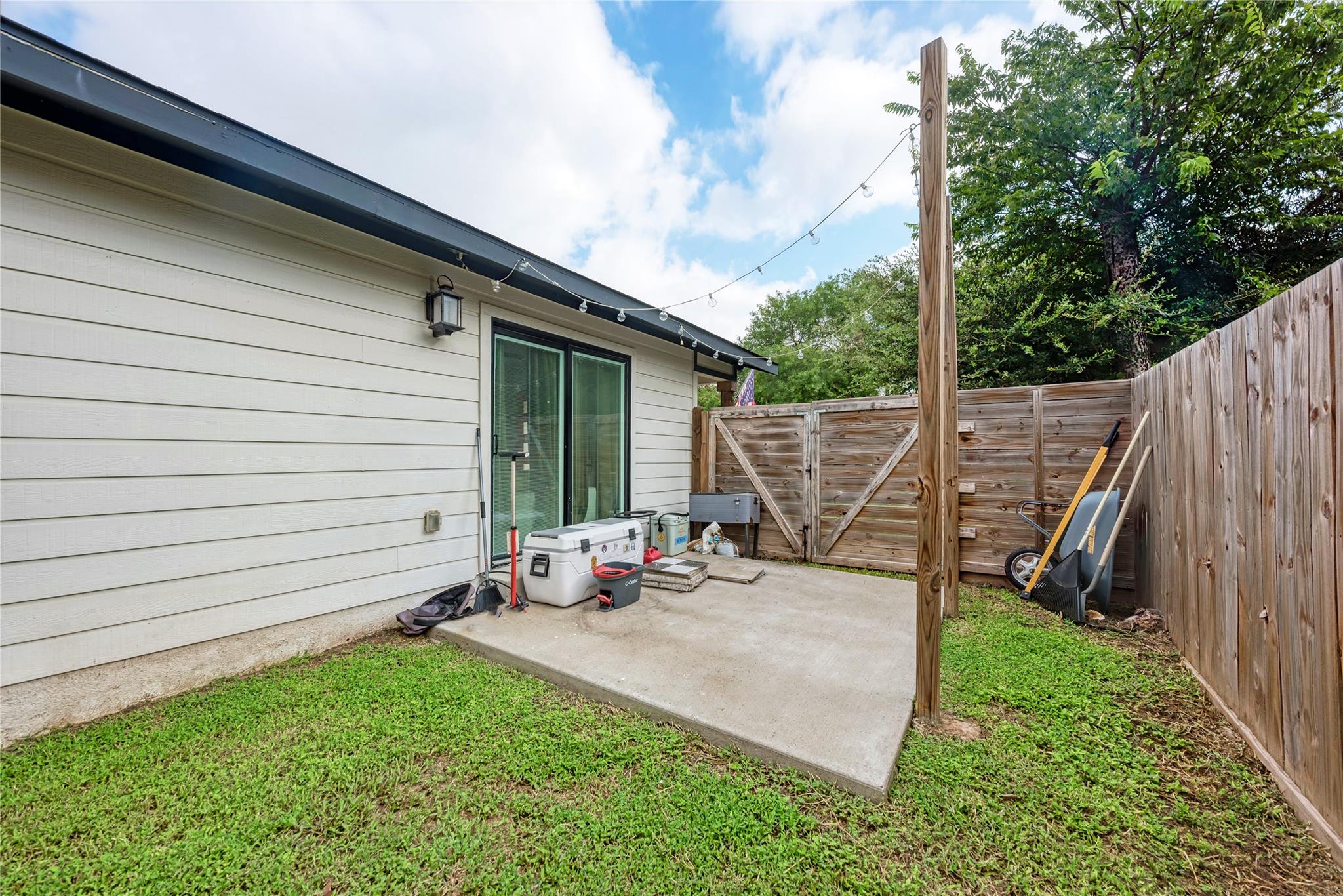 1607 Sweetbriar Ave, Austin, TX 78723