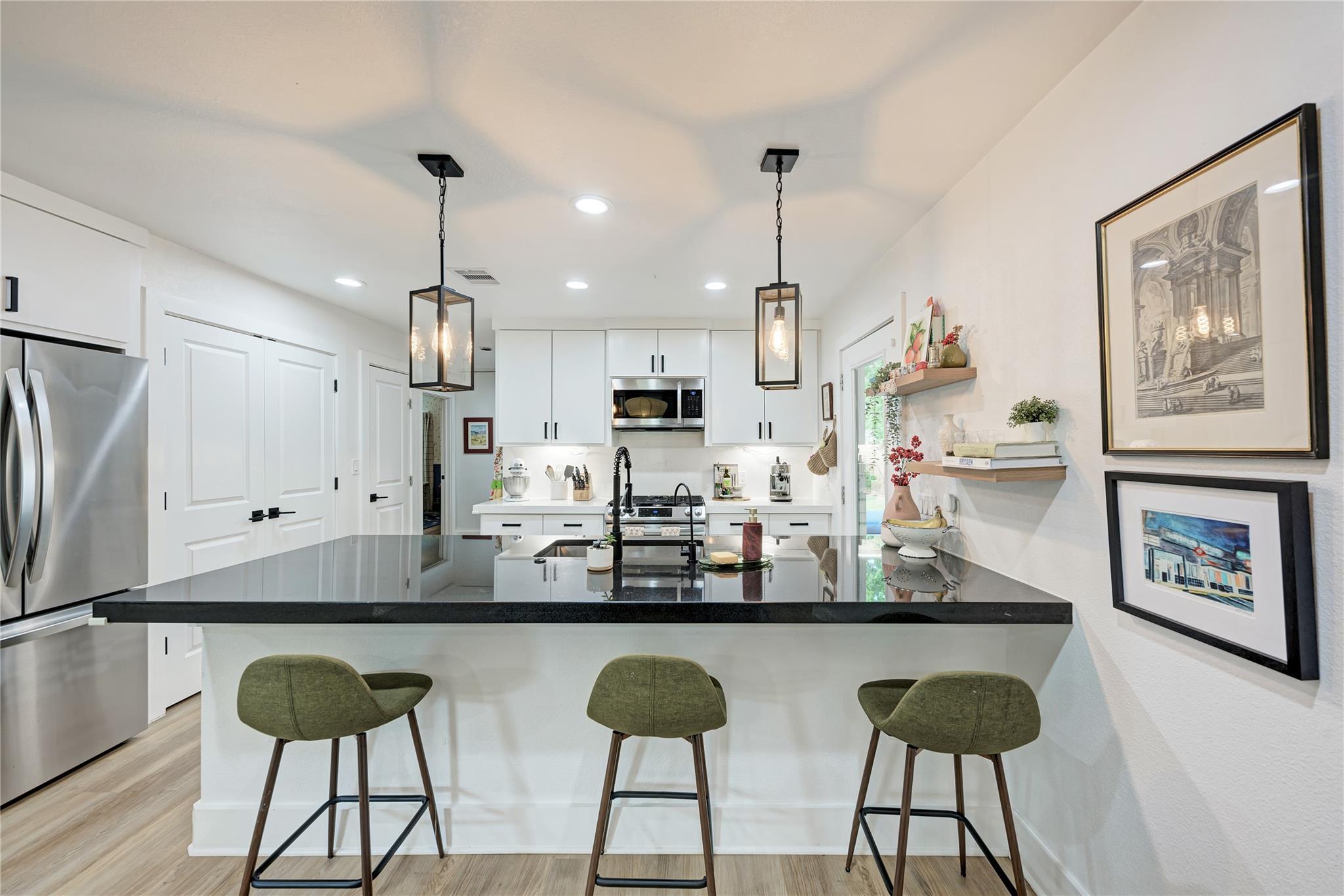 1607 Sweetbriar Ave, Austin, TX 78723