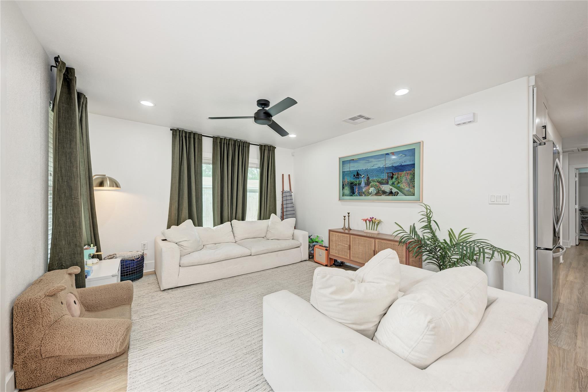 1607 Sweetbriar Ave, Austin, TX 78723