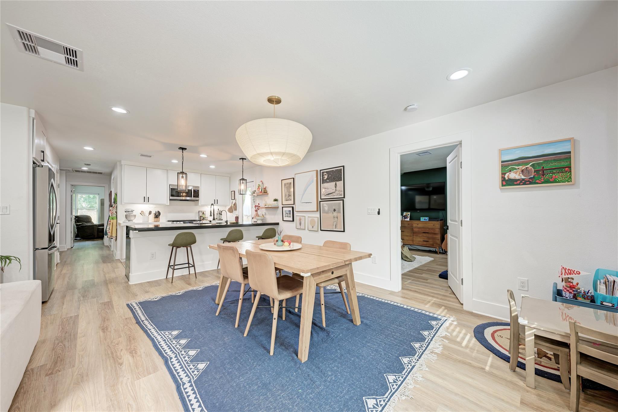 1607 Sweetbriar Ave, Austin, TX 78723