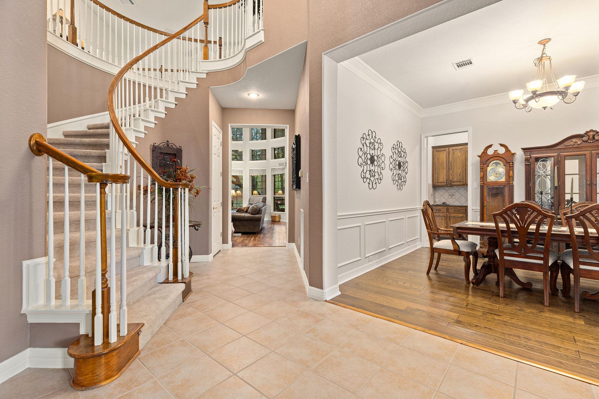 908 Golden Bear Cv, Round Rock, TX 78664