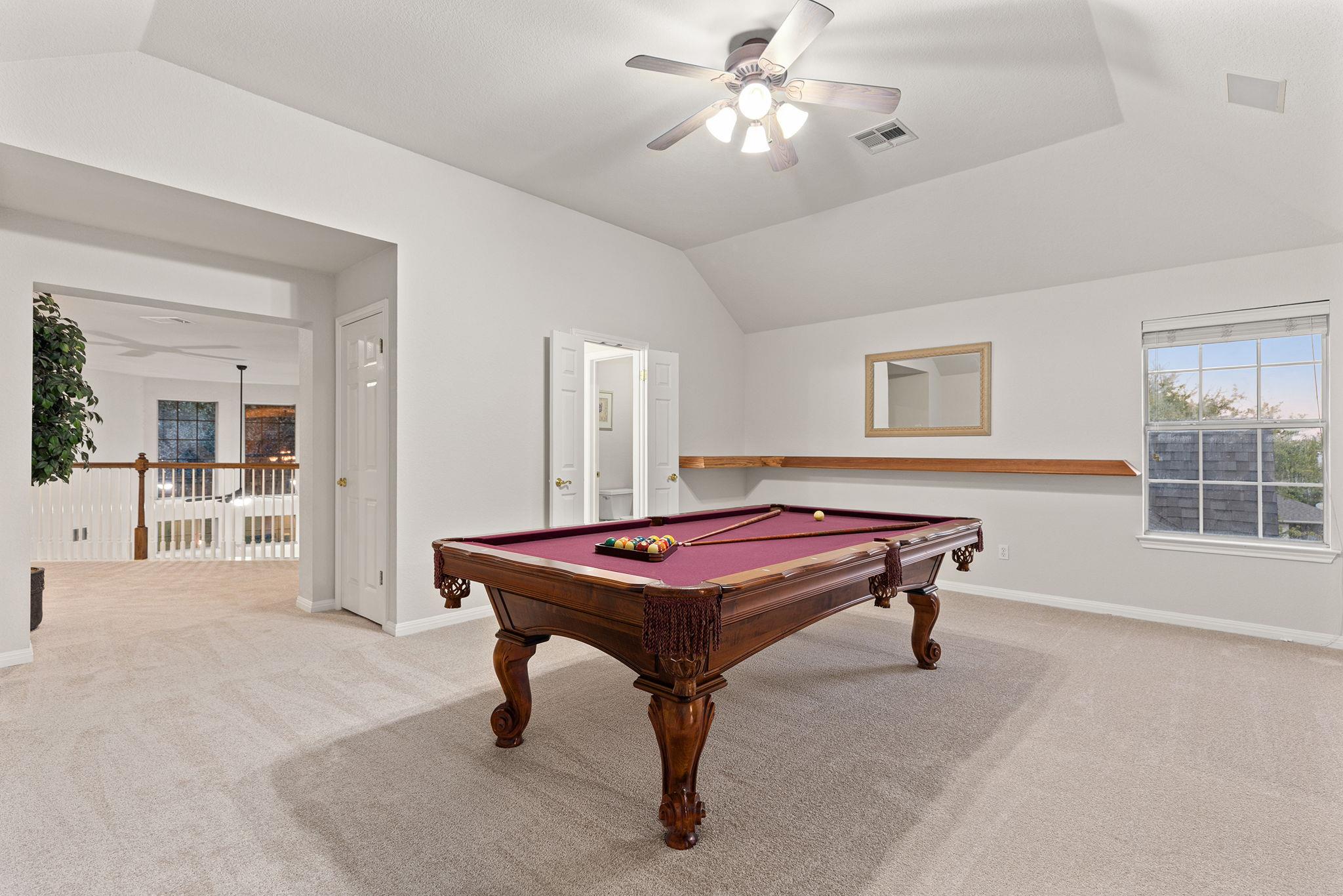 908 Golden Bear Cv, Round Rock, TX 78664